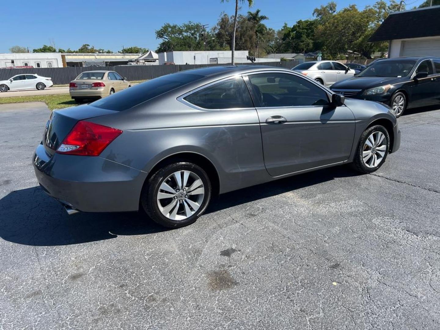 2011 GRAY HONDA ACCORD LX-S (1HGCS1B3XBA) with an 2.4L engine, Automatic transmission, located at 2929 9th St. West, Bradenton, 34205, (941) 242-2810, 27.473591, -82.570679 - Photo#8