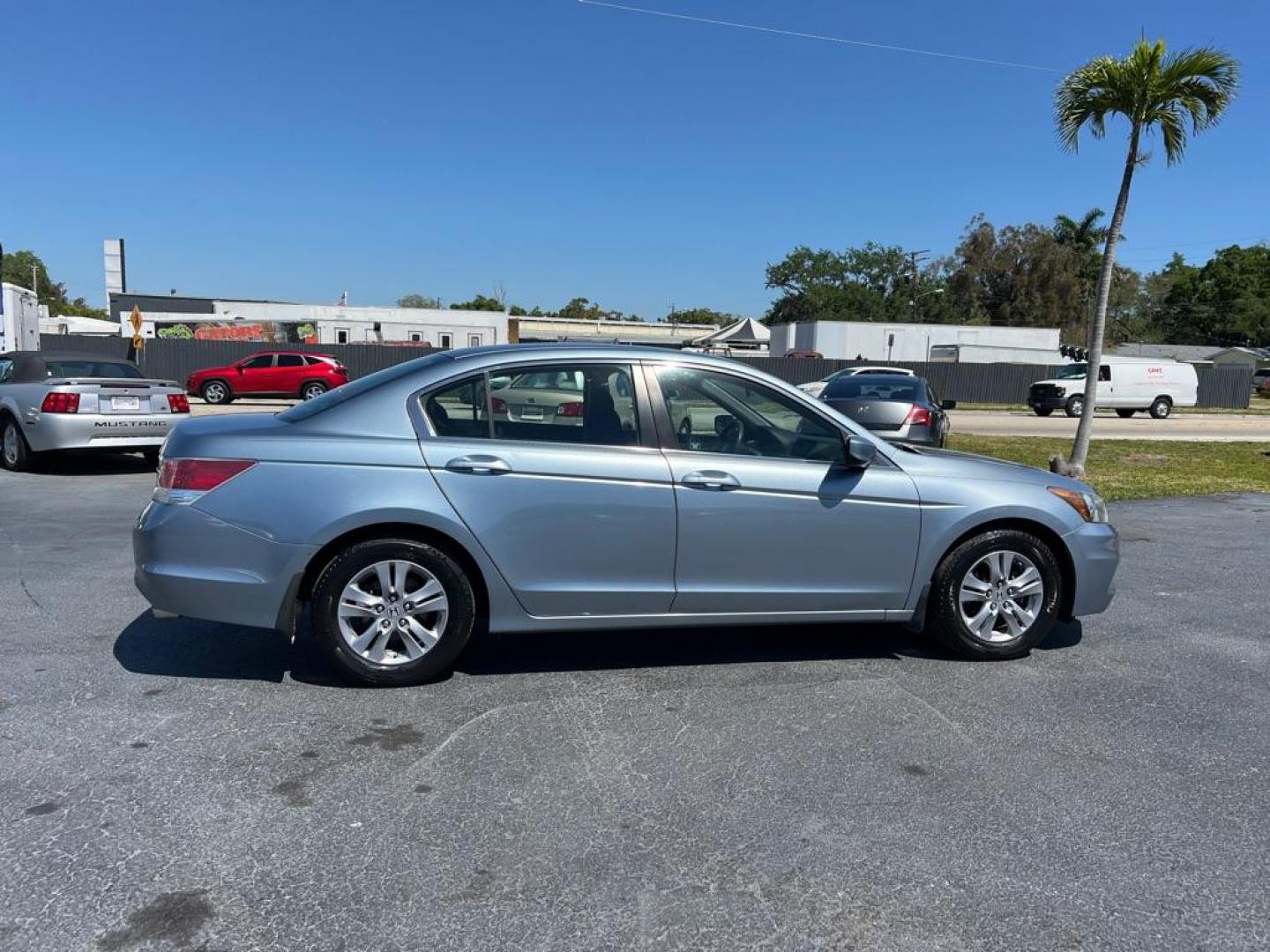 2011 BLUE HONDA ACCORD LXP (1HGCP2F42BA) with an 2.4L engine, Automatic transmission, located at 2929 9th St. West, Bradenton, 34205, (941) 242-2810, 27.473591, -82.570679 - Photo#8