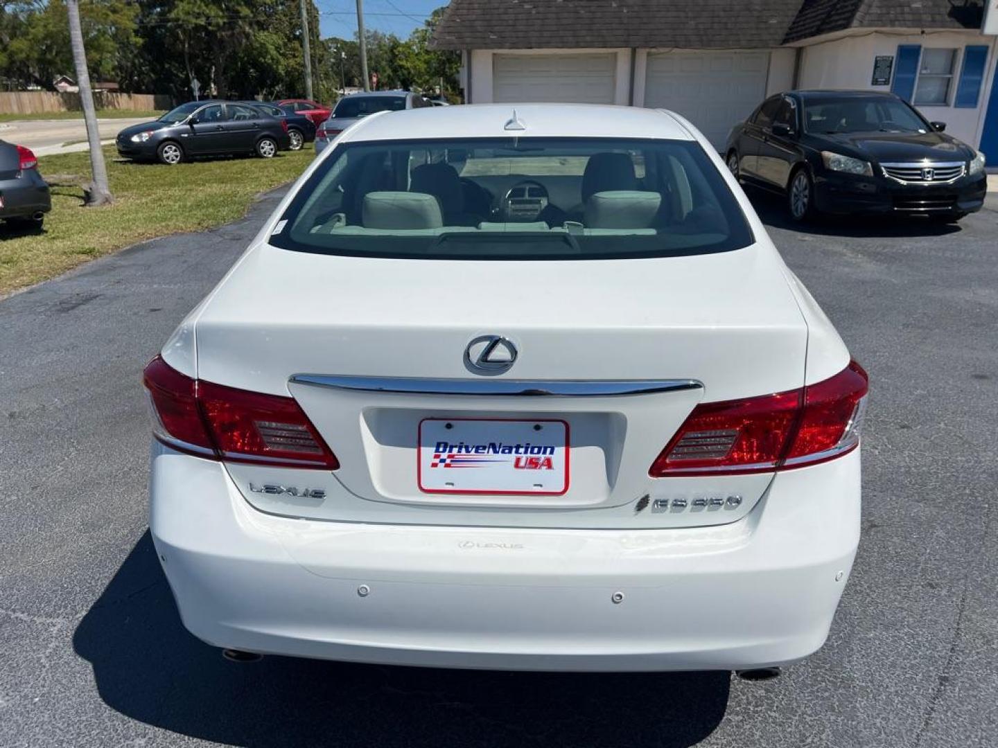 2011 WHITE LEXUS ES 350 (JTHBK1EG4B2) with an 3.5L engine, Automatic transmission, located at 2929 9th St. West, Bradenton, 34205, (941) 242-2810, 27.473591, -82.570679 - Photo#6