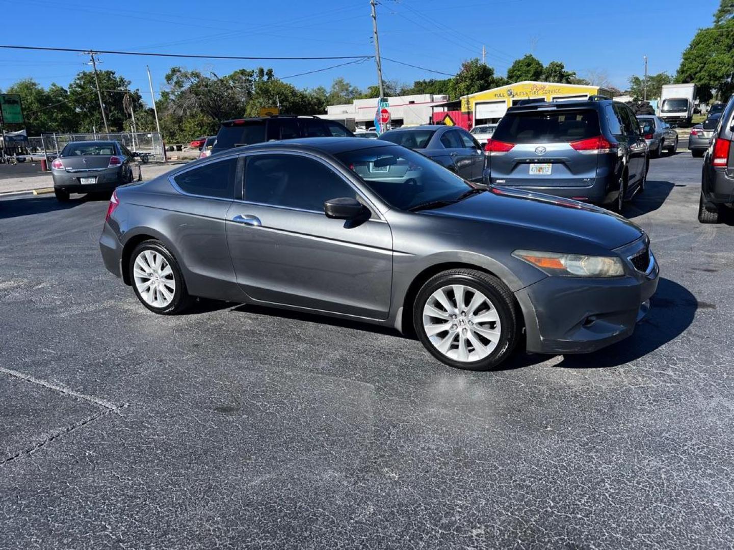 2010 GRAY HONDA ACCORD EXL (1HGCS2B84AA) with an 3.5L engine, Automatic transmission, located at 2929 9th St. West, Bradenton, 34205, (941) 242-2810, 27.473591, -82.570679 - Photo#0