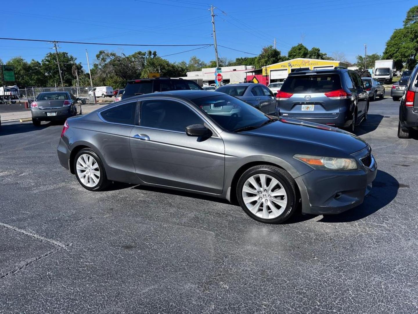 2010 GRAY HONDA ACCORD EXL (1HGCS2B84AA) with an 3.5L engine, Automatic transmission, located at 2929 9th St. West, Bradenton, 34205, (941) 242-2810, 27.473591, -82.570679 - Photo#1