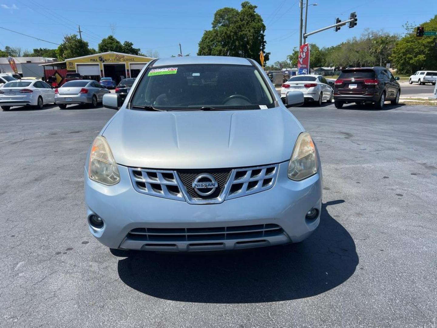 2013 SILVER NISSAN ROGUE S (JN8AS5MT6DW) with an 2.5L engine, Continuously Variable transmission, located at 2929 9th St. West, Bradenton, 34205, (941) 242-2810, 27.473591, -82.570679 - Photo#2