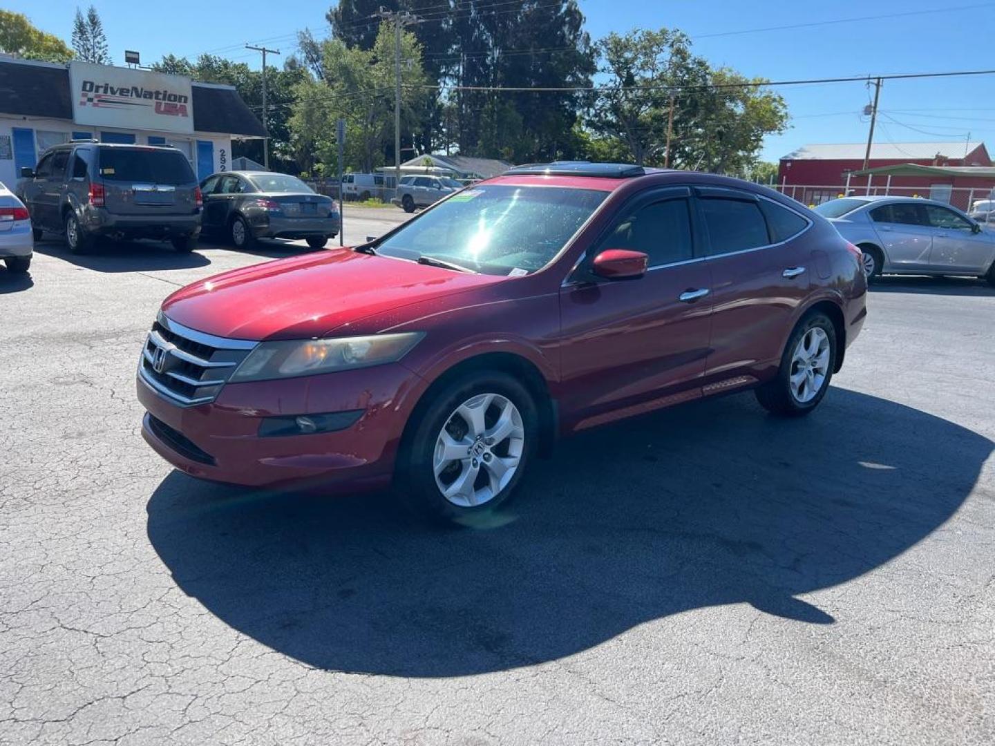 2010 RED HONDA ACCORD CROSSTOU EXL (5J6TF1H58AL) with an 3.5L engine, Automatic transmission, located at 2929 9th St. West, Bradenton, 34205, (941) 242-2810, 27.473591, -82.570679 - Photo#3