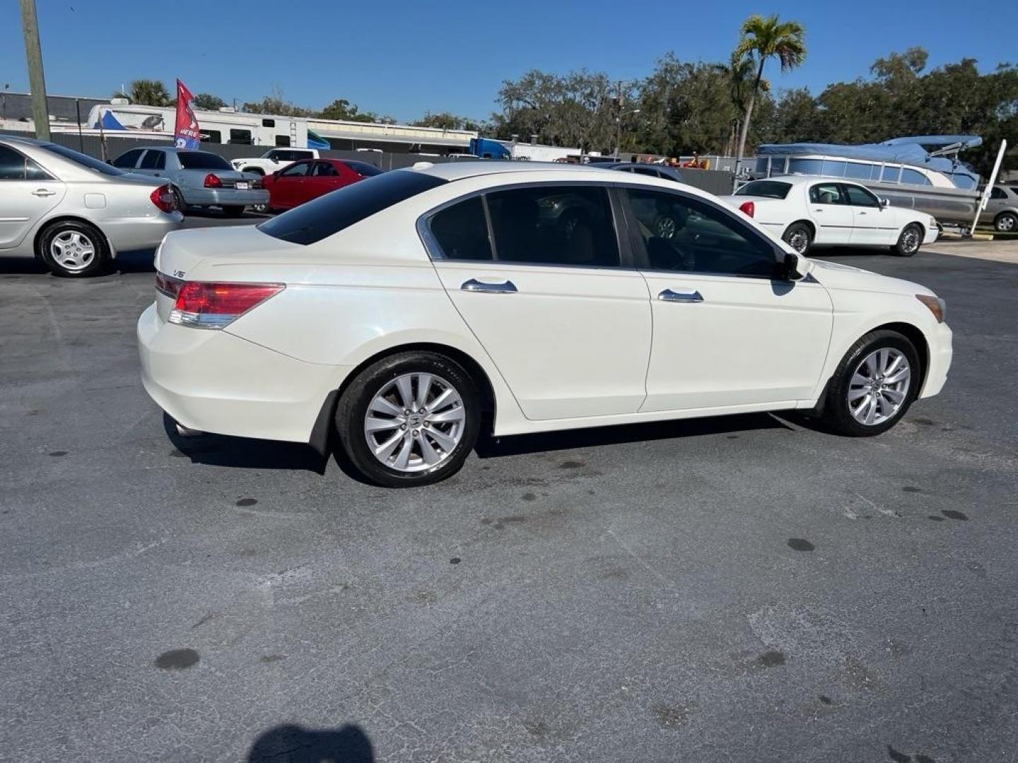 2011 WHITE HONDA ACCORD SE (1HGCP2F64BA) with an 2.4L engine, Automatic transmission, located at 2929 9th St. West, Bradenton, 34205, (941) 242-2810, 27.473591, -82.570679 - Photo#12