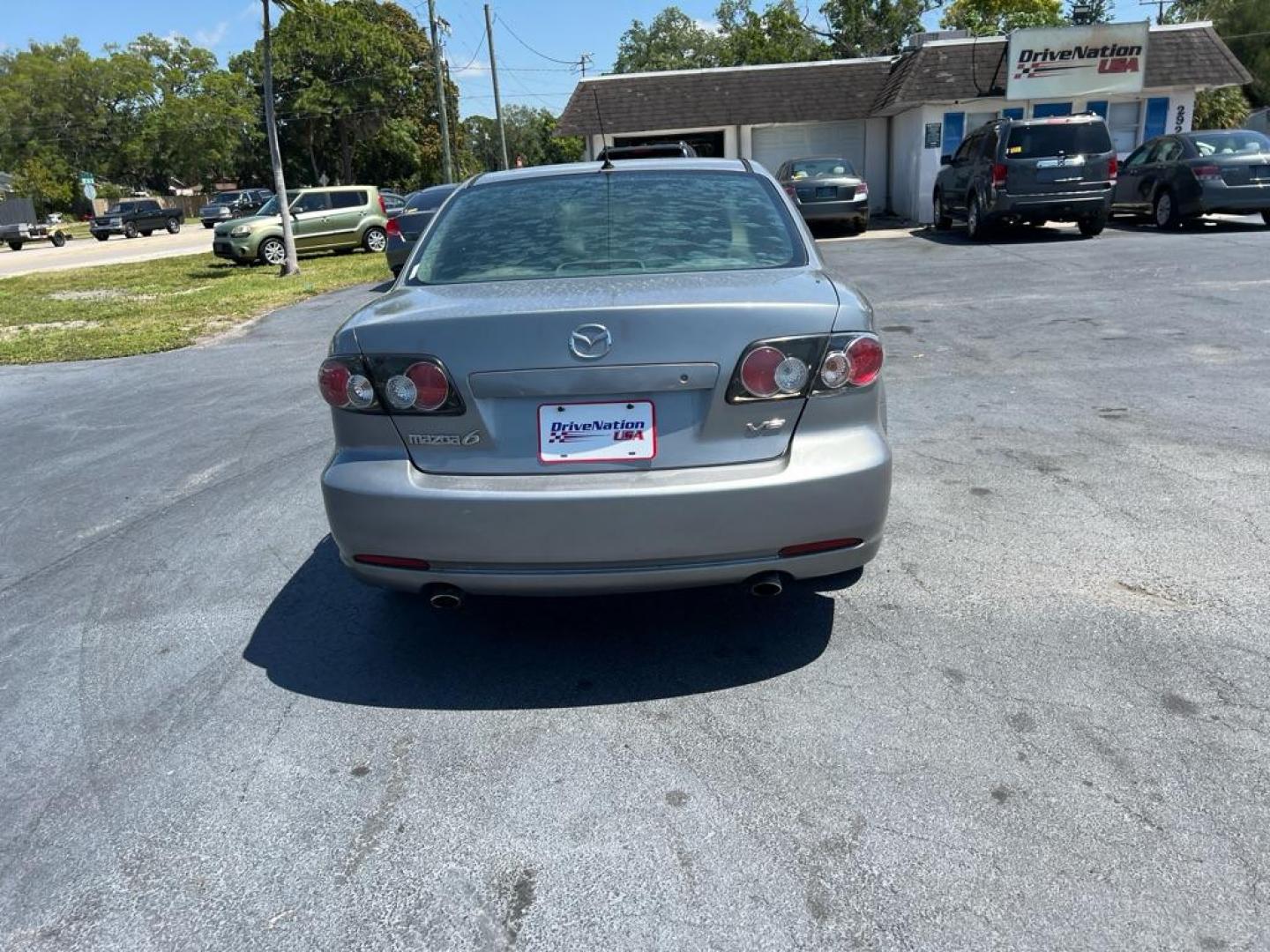 2007 GRAY MAZDA 6 S (1YVHP80D475) with an 3.0L engine, Automatic transmission, located at 2929 9th St. West, Bradenton, 34205, (941) 242-2810, 27.473591, -82.570679 - Photo#5