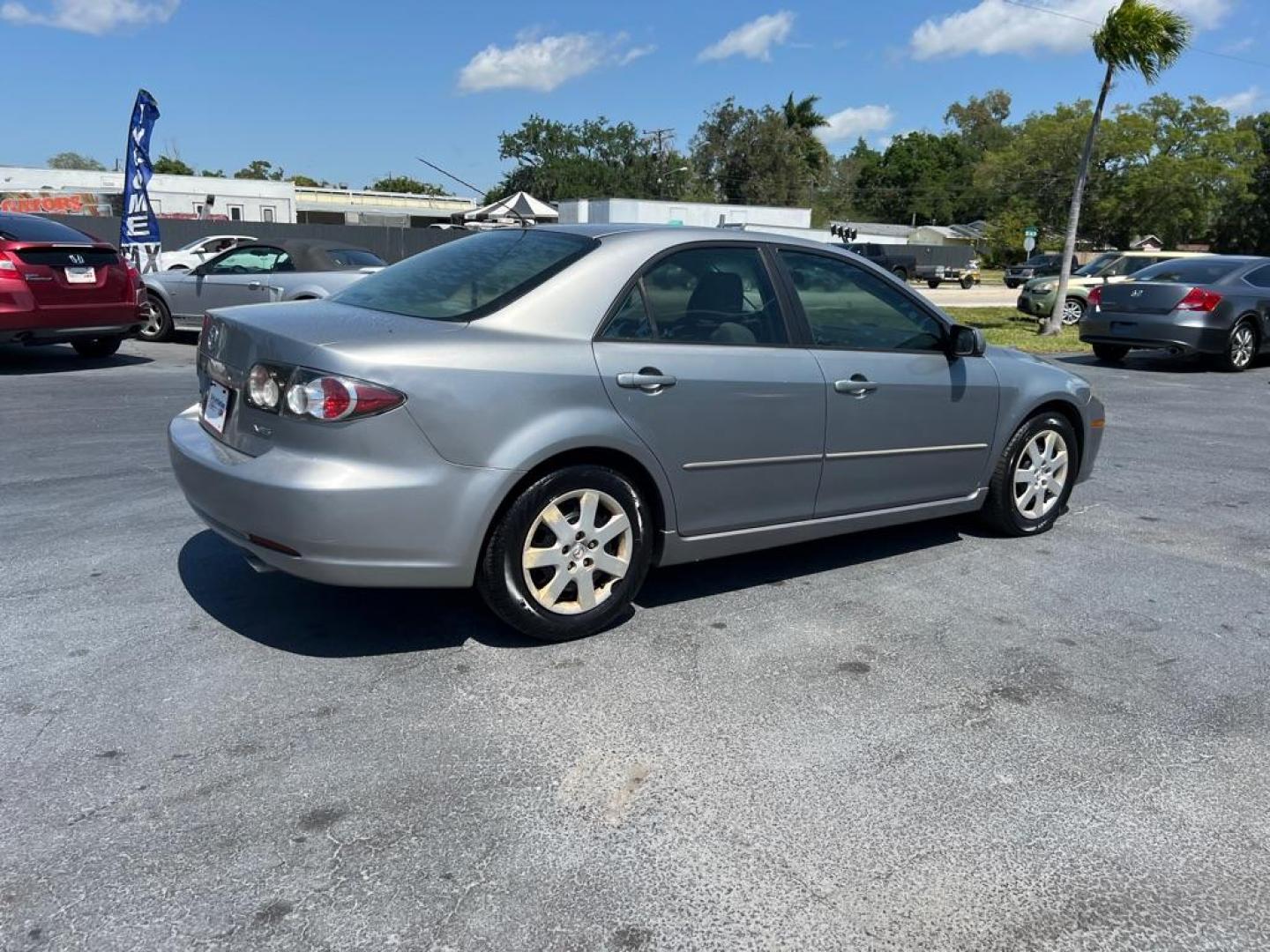 2007 GRAY MAZDA 6 S (1YVHP80D475) with an 3.0L engine, Automatic transmission, located at 2929 9th St. West, Bradenton, 34205, (941) 242-2810, 27.473591, -82.570679 - Photo#6