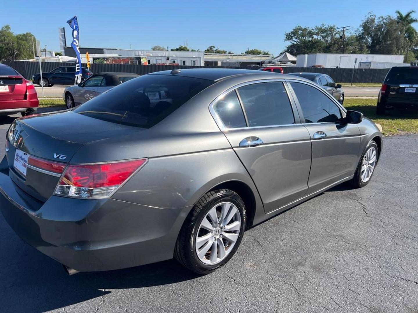 2011 GRAY HONDA ACCORD EXL (5KBCP3F85BB) with an 3.5L engine, Automatic transmission, located at 2929 9th St. West, Bradenton, 34205, (941) 242-2810, 27.473591, -82.570679 - Thanks for inquring into DriveNation USA! All vehicles listed can be viewed at www.drivenationusa.com for vehicle history reports and additonal info. We cannot quote any terms such as down payments or monthly payments without an application. You can apply directly at www.drivenationusa.com or by con - Photo#7