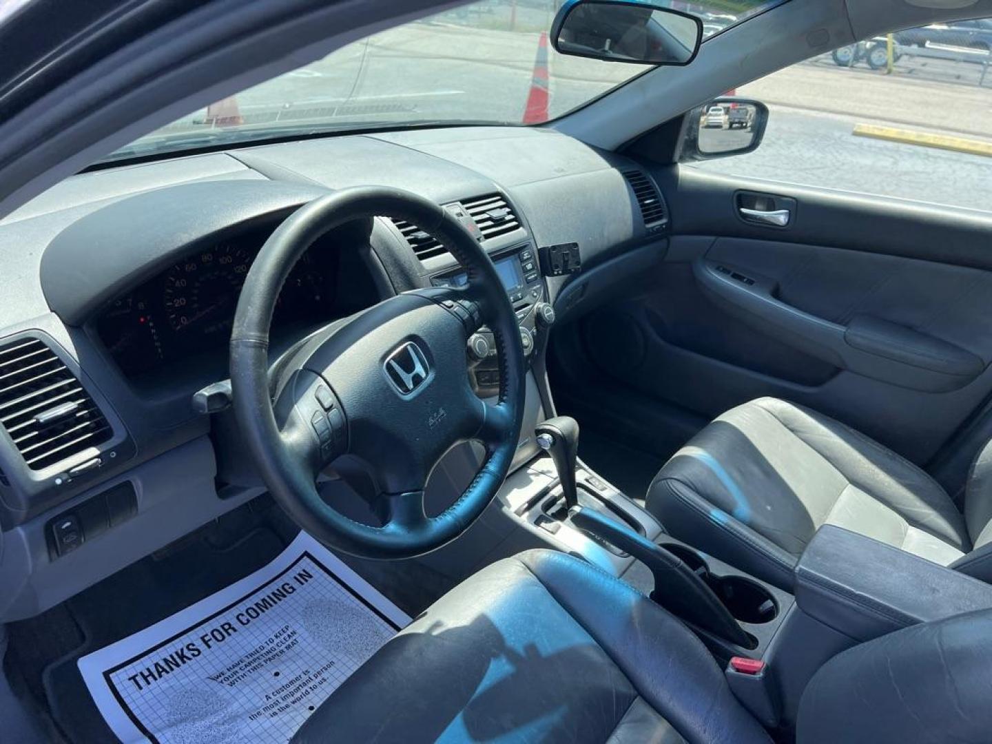 2004 GRAY HONDA ACCORD EX (1HGCM56834A) with an 2.4L engine, Automatic transmission, located at 2929 9th St. West, Bradenton, 34205, (941) 242-2810, 27.473591, -82.570679 - Photo#11