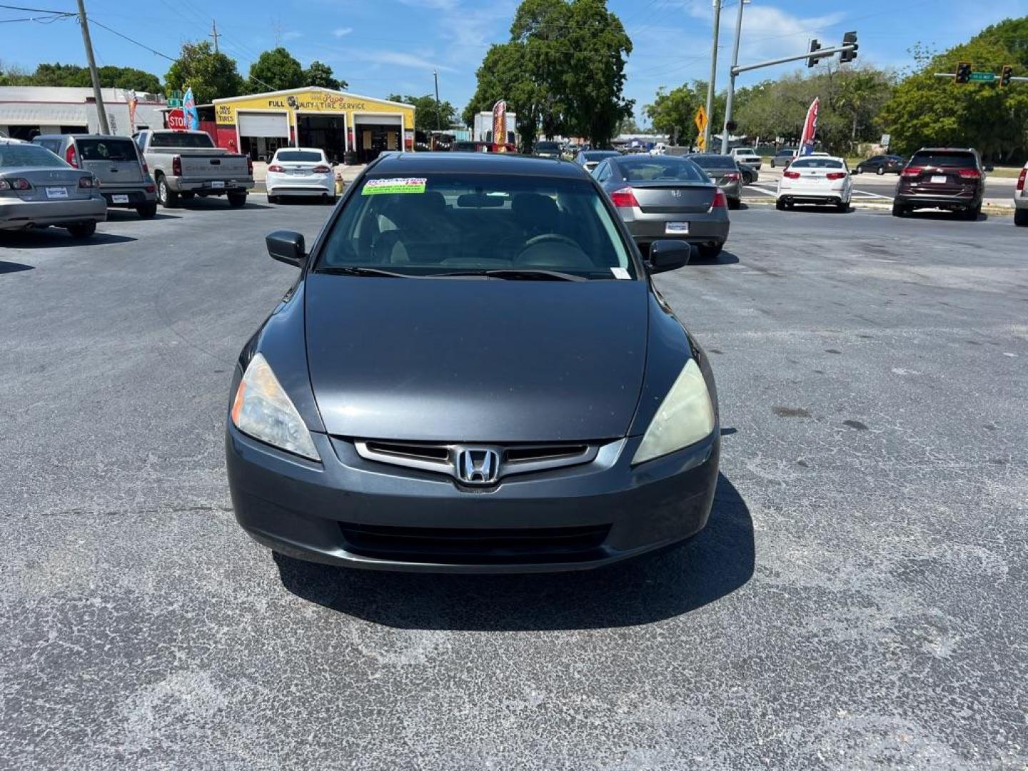 2004 GRAY HONDA ACCORD EX (1HGCM56834A) with an 2.4L engine, Automatic transmission, located at 2929 9th St. West, Bradenton, 34205, (941) 242-2810, 27.473591, -82.570679 - Photo#3