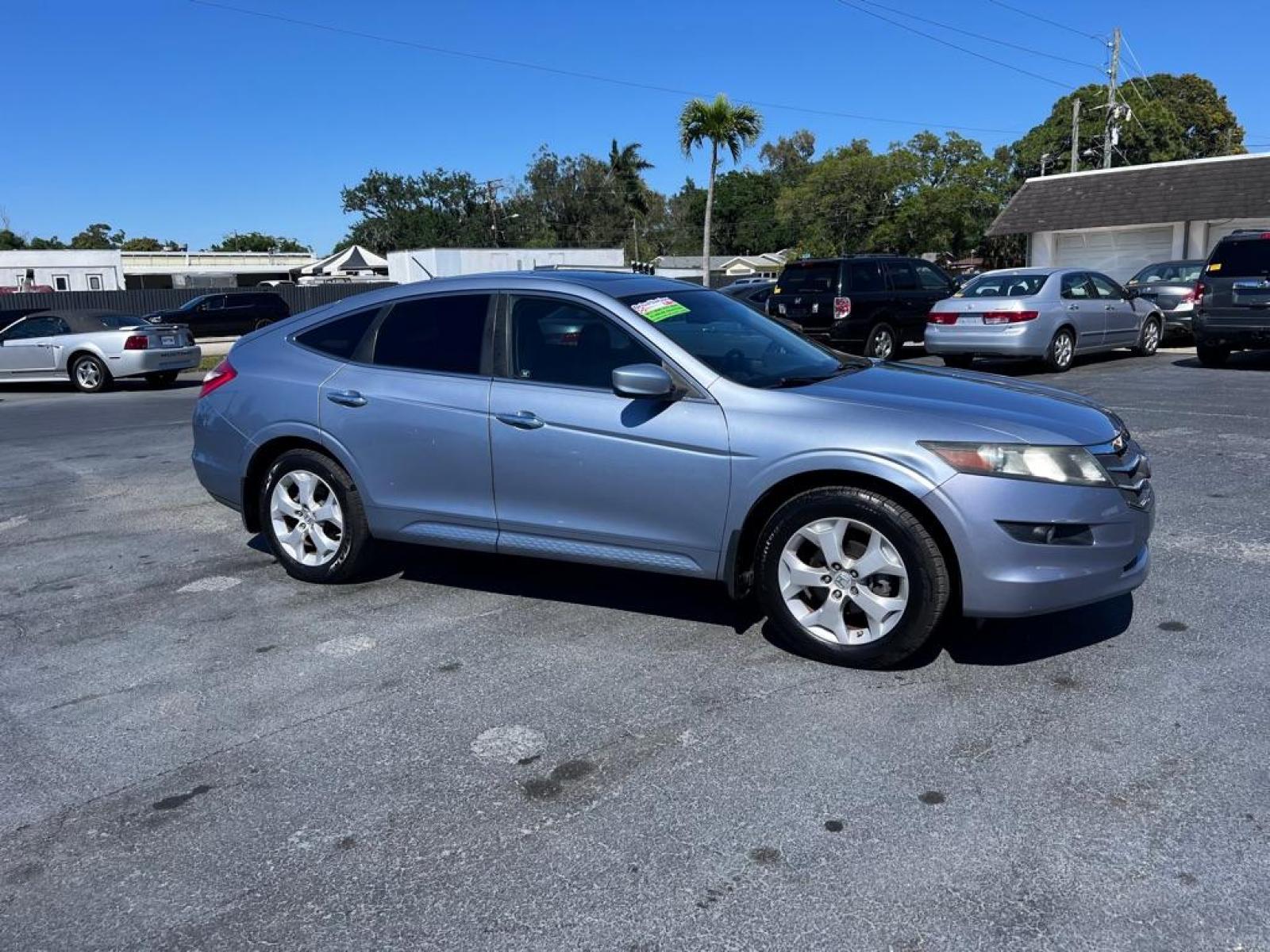 2010 BLUE HONDA ACCORD CROSSTOU EXL (5J6TF1H52AL) with an 3.5L engine, Automatic transmission, located at 2929 9th St. West, Bradenton, 34205, (941) 242-2810, 27.473591, -82.570679 - Thanks for inquring into DriveNation USA! All vehicles listed can be viewed at www.drivenationusa.com for vehicle history reports and additonal info. We cannot quote any terms such as down payments or monthly payments without an application. You can apply directly at www.drivenationusa.com or by con - Photo #0