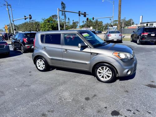 2013 KIA SOUL 4DR