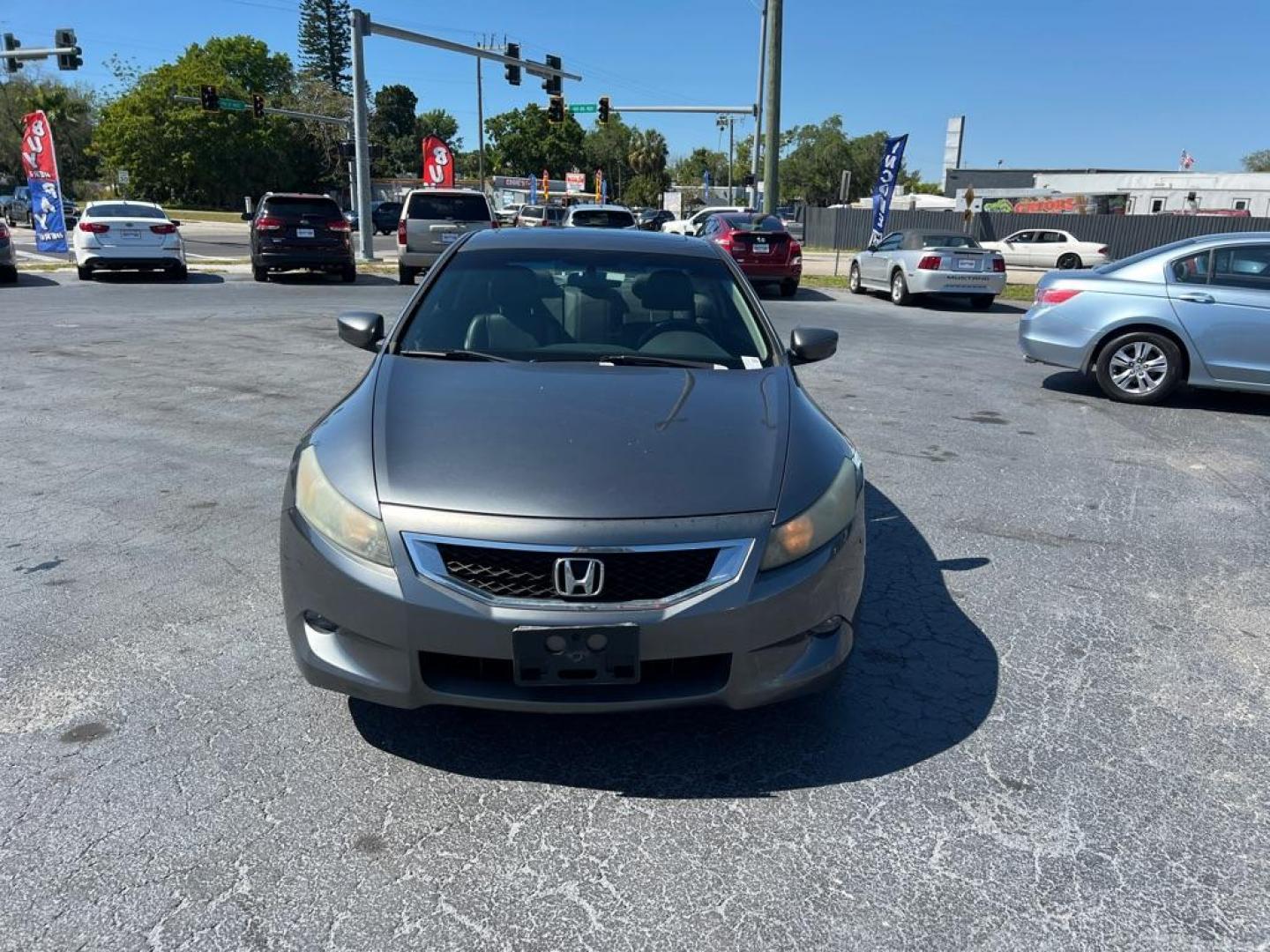 2009 GRAY HONDA ACCORD EXL (1HGCS22889A) with an 3.5L engine, Automatic transmission, located at 2929 9th St. West, Bradenton, 34205, (941) 242-2810, 27.473591, -82.570679 - Photo#2