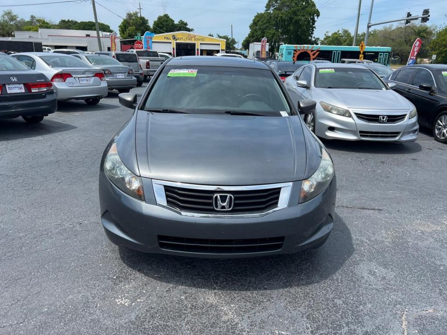 2009 GRAY HONDA ACCORD EXL (1HGCP268X9A) with an 2.4L engine, Automatic transmission, located at 2929 9th St. West, Bradenton, 34205, (941) 242-2810, 27.473591, -82.570679 - Thanks for inquring into DriveNation USA! All vehicles listed can be viewed at www.drivenationusa.com for vehicle history reports and additonal info. We cannot quote any terms such as down payments or monthly payments without an application. You can apply directly at www.drivenationusa.com or by con - Photo#3