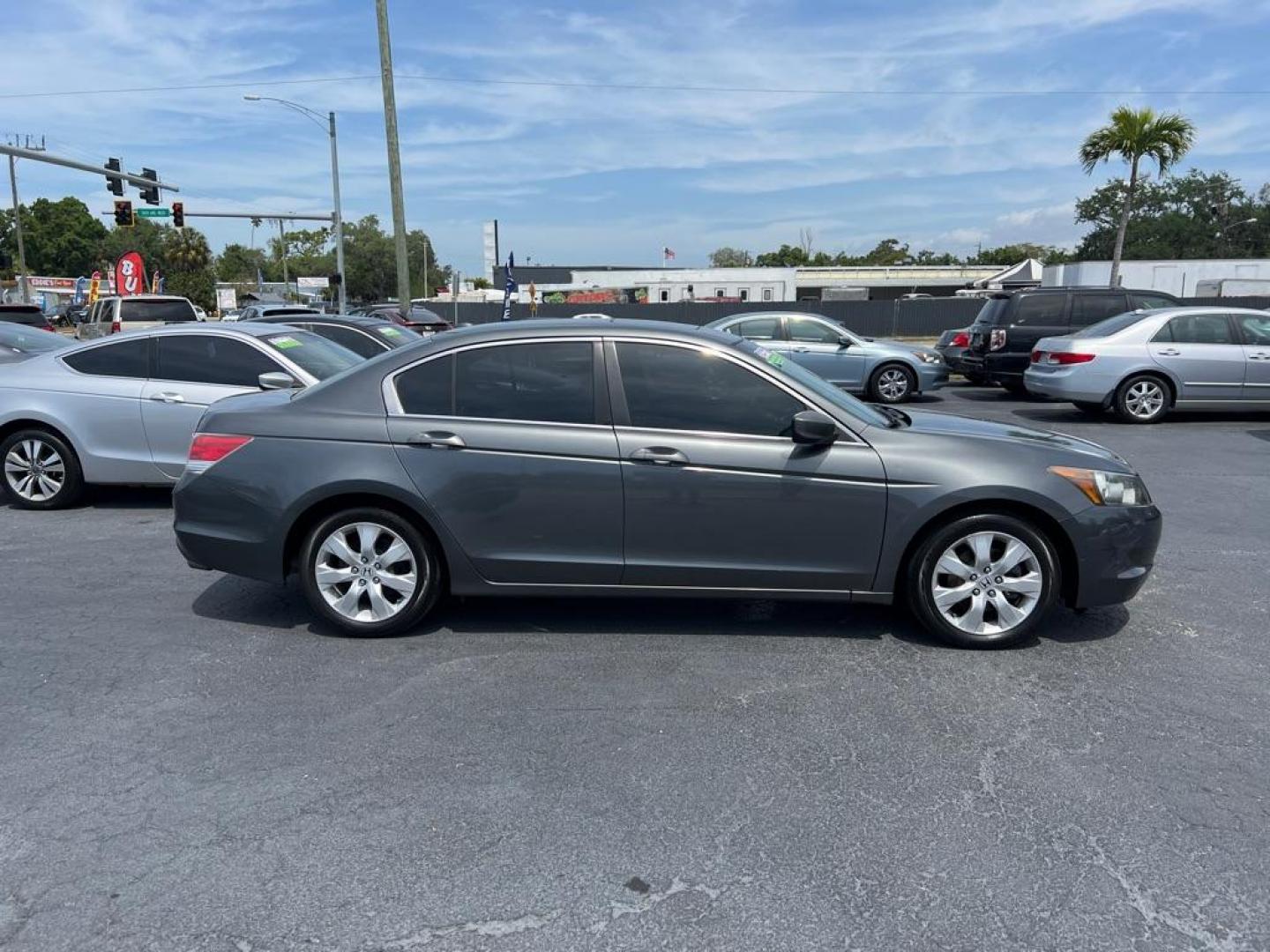 2009 GRAY HONDA ACCORD EXL (1HGCP268X9A) with an 2.4L engine, Automatic transmission, located at 2929 9th St. West, Bradenton, 34205, (941) 242-2810, 27.473591, -82.570679 - Thanks for inquring into DriveNation USA! All vehicles listed can be viewed at www.drivenationusa.com for vehicle history reports and additonal info. We cannot quote any terms such as down payments or monthly payments without an application. You can apply directly at www.drivenationusa.com or by con - Photo#7