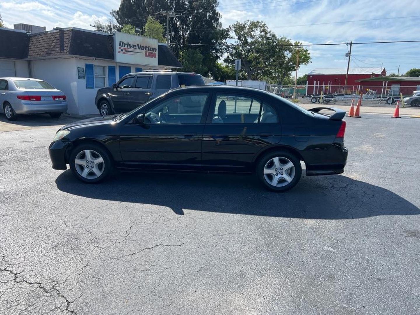 2005 BLACK HONDA CIVIC EX (2HGES26765H) with an 1.7L engine, Automatic transmission, located at 2929 9th St. West, Bradenton, 34205, (941) 242-2810, 27.473591, -82.570679 - Photo#4