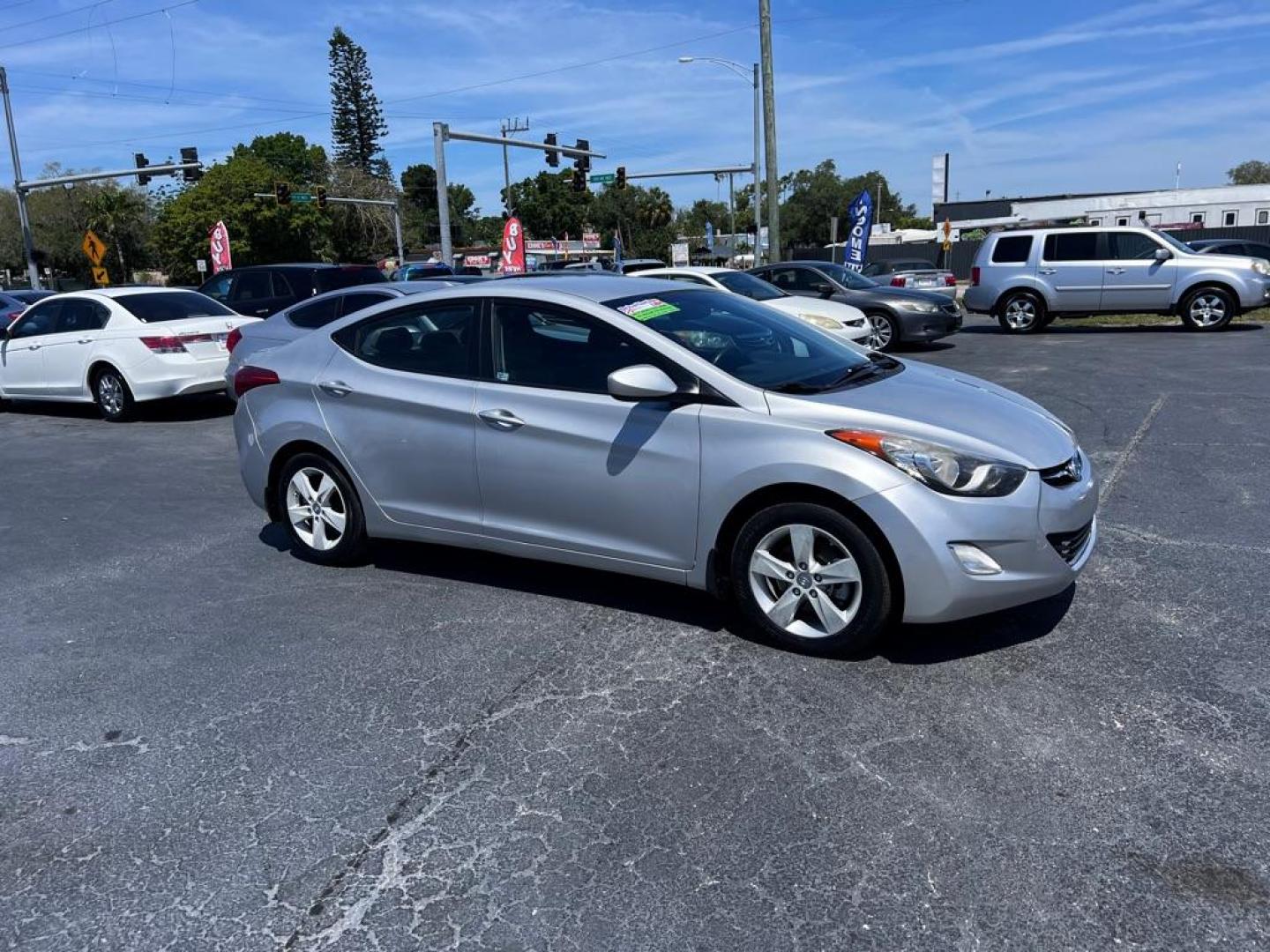 2013 SILVER HYUNDAI ELANTRA GLS (KMHDH4AE0DU) with an 1.8L engine, Automatic transmission, located at 2929 9th St. West, Bradenton, 34205, (941) 242-2810, 27.473591, -82.570679 - Photo#1