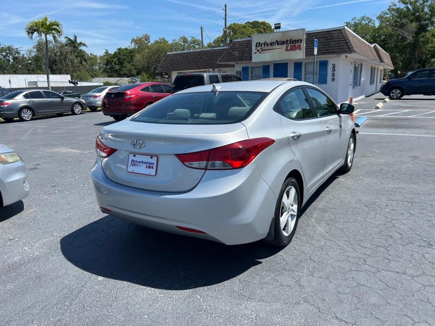 2013 SILVER HYUNDAI ELANTRA GLS (KMHDH4AE0DU) with an 1.8L engine, Automatic transmission, located at 2929 9th St. West, Bradenton, 34205, (941) 242-2810, 27.473591, -82.570679 - Photo#7