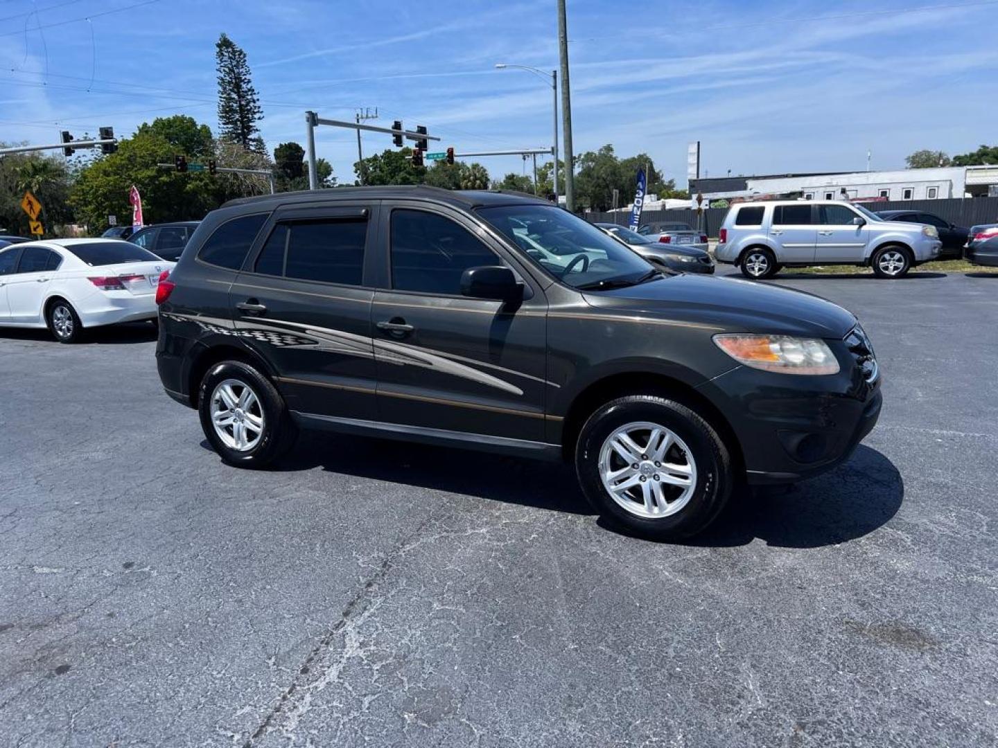 2010 BLACK HYUNDAI SANTA FE GLS (5NMSG3AB8AH) with an 2.4L engine, Automatic transmission, located at 2929 9th St. West, Bradenton, 34205, (941) 242-2810, 27.473591, -82.570679 - Thanks for inquring into DriveNation USA! All vehicles listed can be viewed at www.drivenationusa.com for vehicle history reports and additonal info. We cannot quote any terms such as down payments or monthly payments without an application. You can apply directly at www.drivenationusa.com or by con - Photo#0