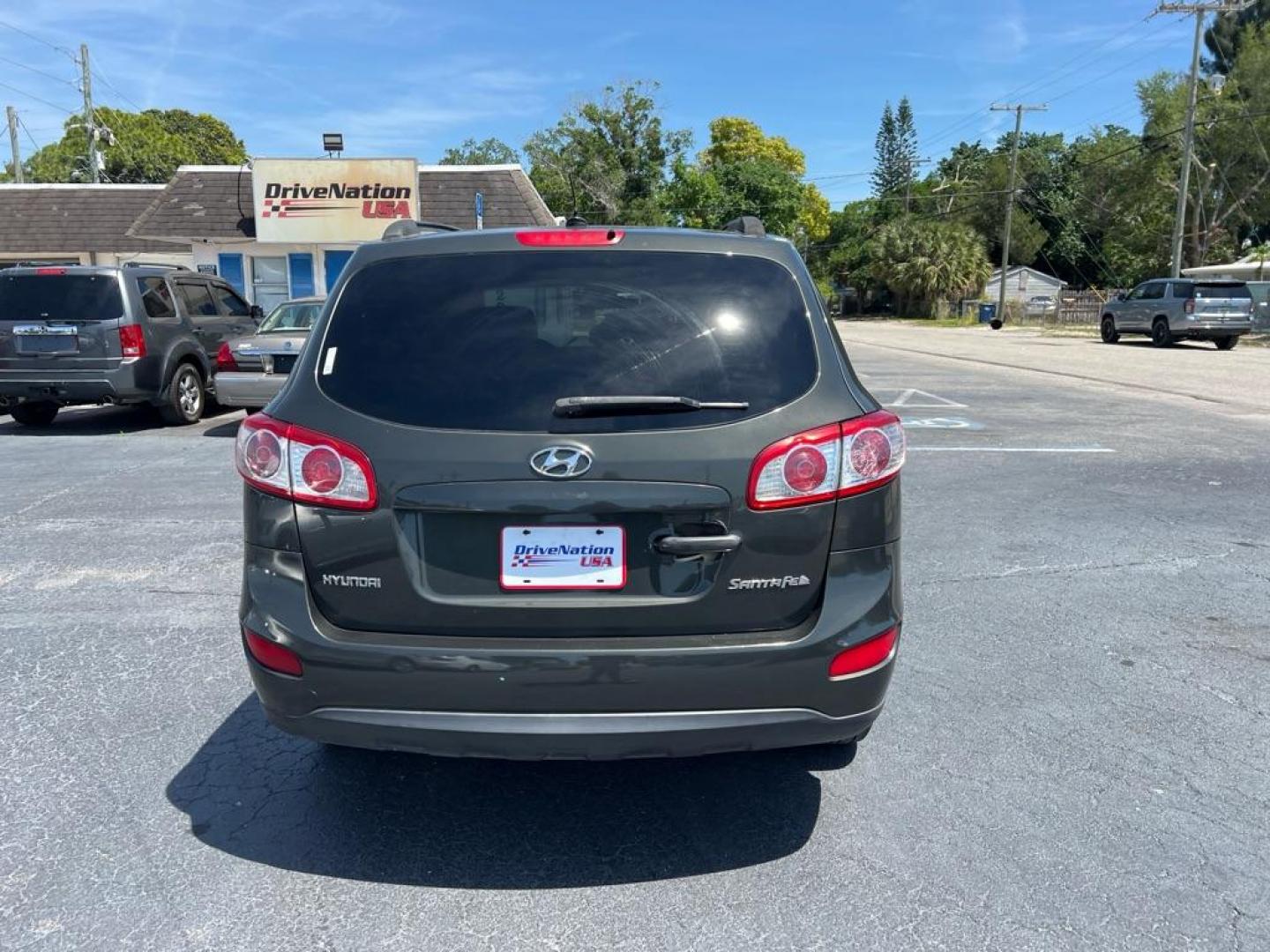 2010 BLACK HYUNDAI SANTA FE GLS (5NMSG3AB8AH) with an 2.4L engine, Automatic transmission, located at 2929 9th St. West, Bradenton, 34205, (941) 242-2810, 27.473591, -82.570679 - Thanks for inquring into DriveNation USA! All vehicles listed can be viewed at www.drivenationusa.com for vehicle history reports and additonal info. We cannot quote any terms such as down payments or monthly payments without an application. You can apply directly at www.drivenationusa.com or by con - Photo#6