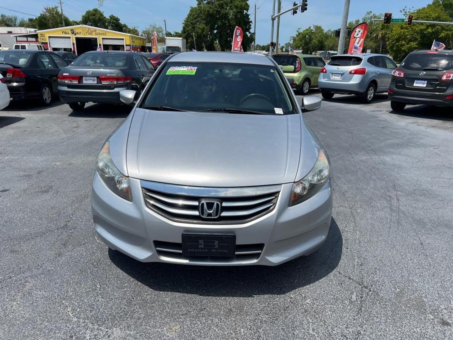 2011 SILVER HONDA ACCORD SE (1HGCP2F67BA) with an 2.4L engine, Automatic transmission, located at 2929 9th St. West, Bradenton, 34205, (941) 242-2810, 27.473591, -82.570679 - Photo#2