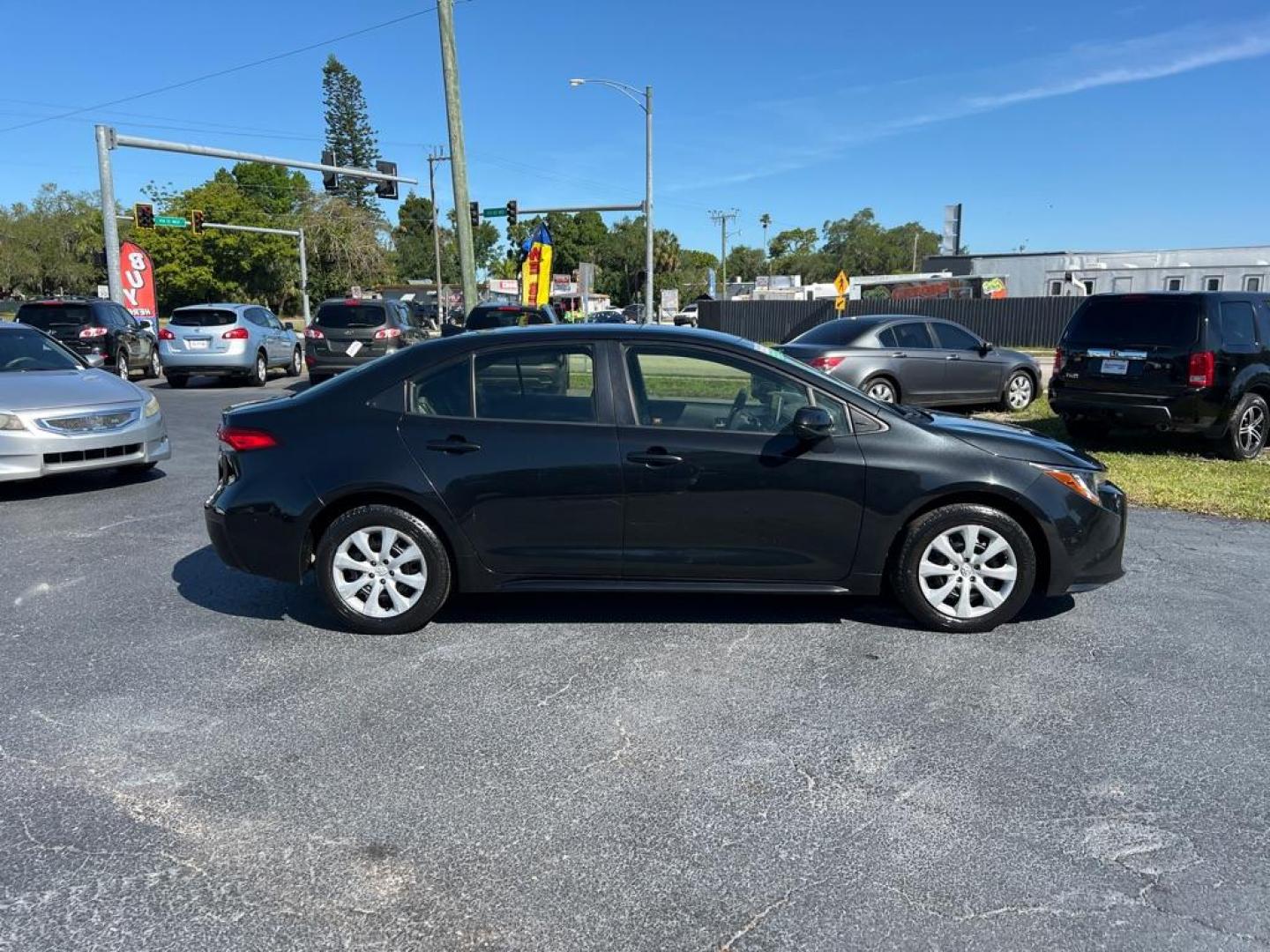 2020 BLACK TOYOTA COROLLA LE (JTDEPRAE5LJ) with an 1.8L engine, Continuously Variable transmission, located at 2929 9th St. West, Bradenton, 34205, (941) 242-2810, 27.473591, -82.570679 - Photo#9