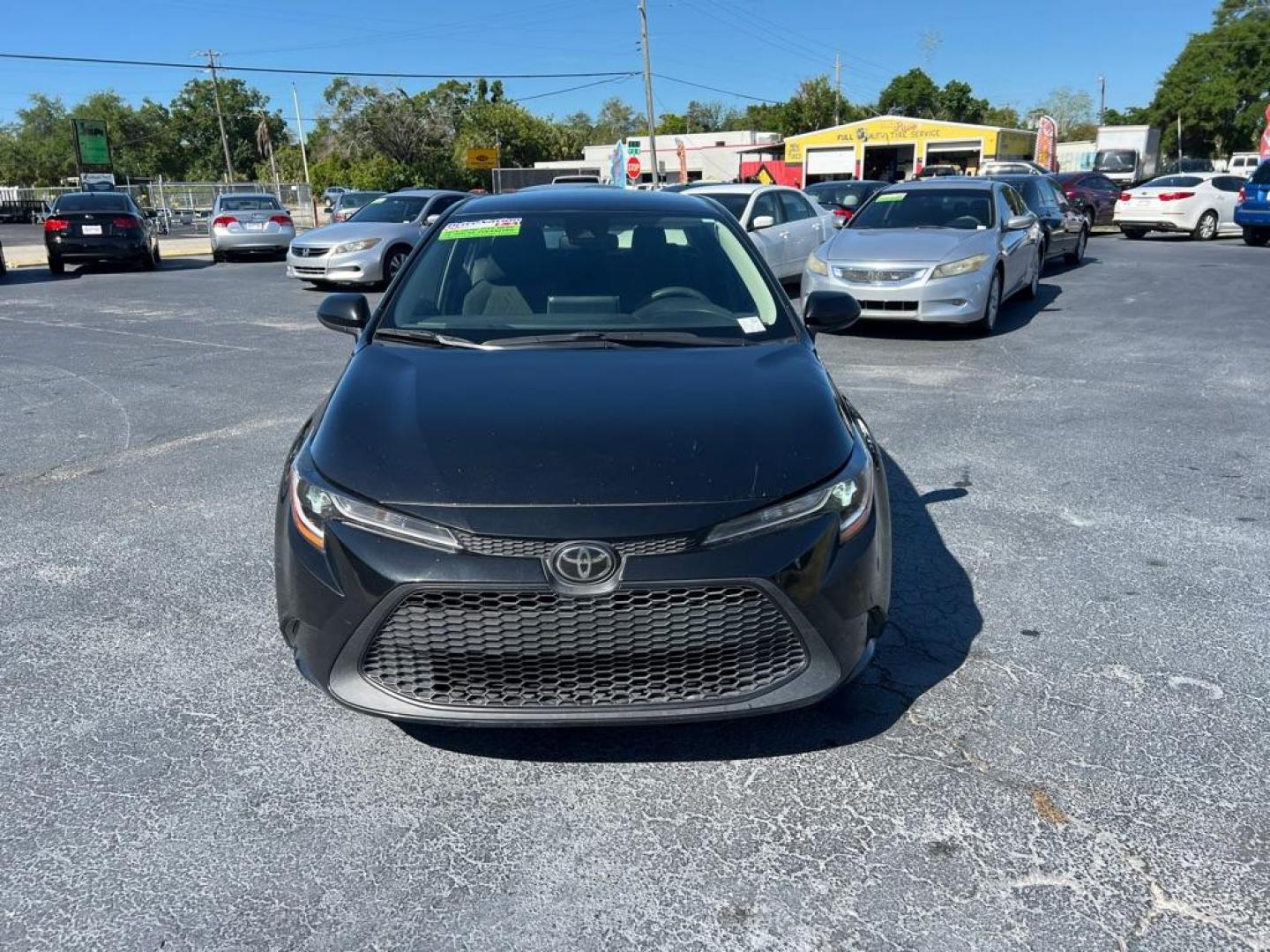 2020 BLACK TOYOTA COROLLA LE (JTDEPRAE5LJ) with an 1.8L engine, Continuously Variable transmission, located at 2929 9th St. West, Bradenton, 34205, (941) 242-2810, 27.473591, -82.570679 - Photo#3