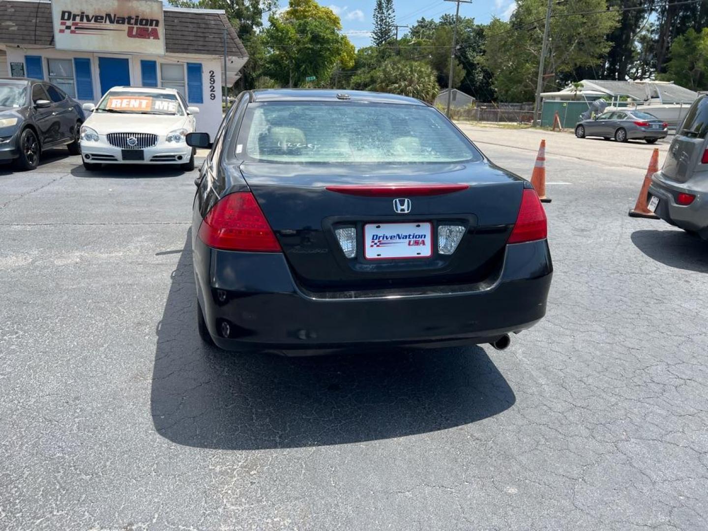 2007 BLACK HONDA ACCORD EX (1HGCM56857A) with an 2.4L engine, Automatic transmission, located at 2929 9th St. West, Bradenton, 34205, (941) 242-2810, 27.473591, -82.570679 - Photo#6