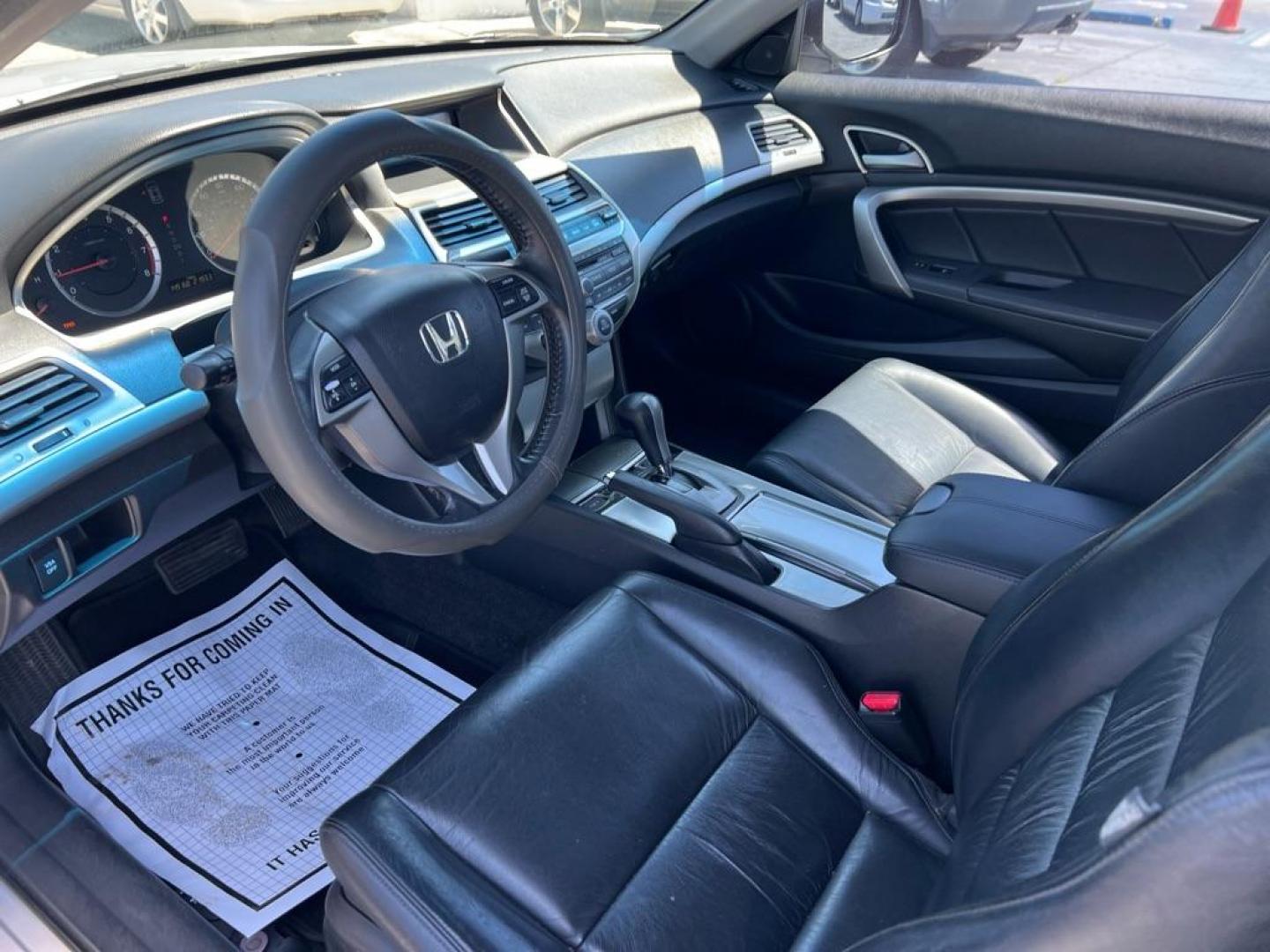 2008 SILVER HONDA ACCORD EXL (1HGCS22858A) with an 3.5L engine, Automatic transmission, located at 2929 9th St. West, Bradenton, 34205, (941) 242-2810, 27.473591, -82.570679 - Photo#11