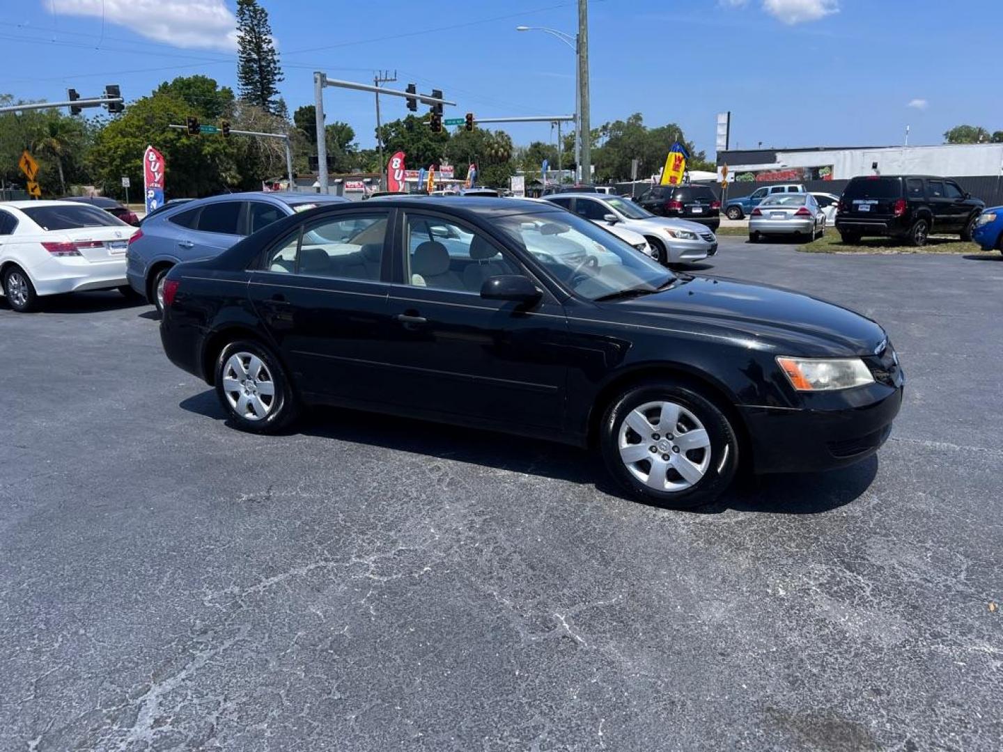 2007 BLACK HYUNDAI SONATA GLS (5NPET46C77H) with an 2.4L engine, Automatic transmission, located at 2929 9th St. West, Bradenton, 34205, (941) 242-2810, 27.473591, -82.570679 - Photo#0