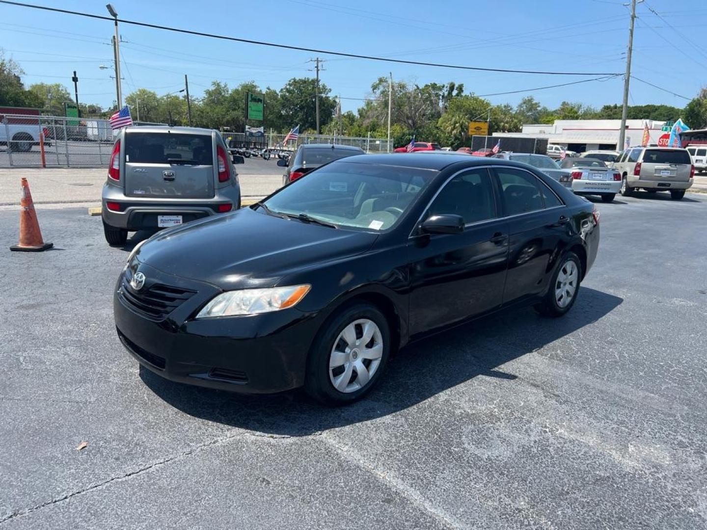 2008 BLACK TOYOTA CAMRY LE (4T1BE46K48U) with an 2.4L engine, Automatic transmission, located at 2929 9th St. West, Bradenton, 34205, (941) 242-2810, 27.473591, -82.570679 - Photo#3