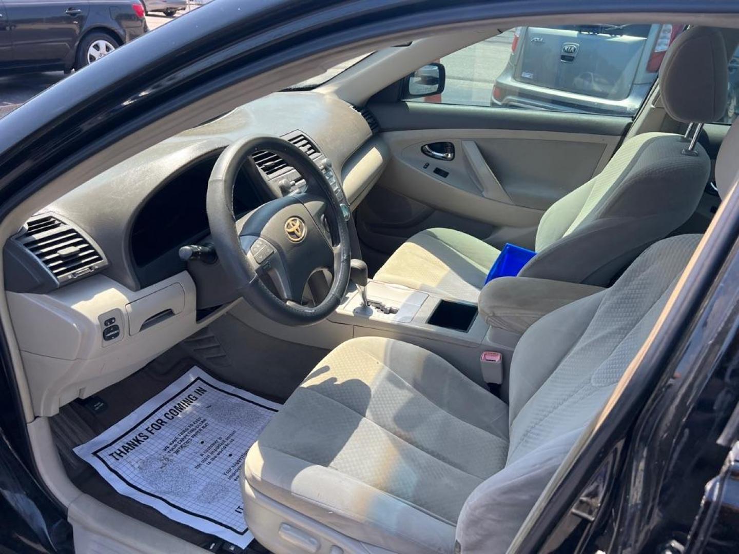 2008 BLACK TOYOTA CAMRY LE (4T1BE46K48U) with an 2.4L engine, Automatic transmission, located at 2929 9th St. West, Bradenton, 34205, (941) 242-2810, 27.473591, -82.570679 - Photo#8