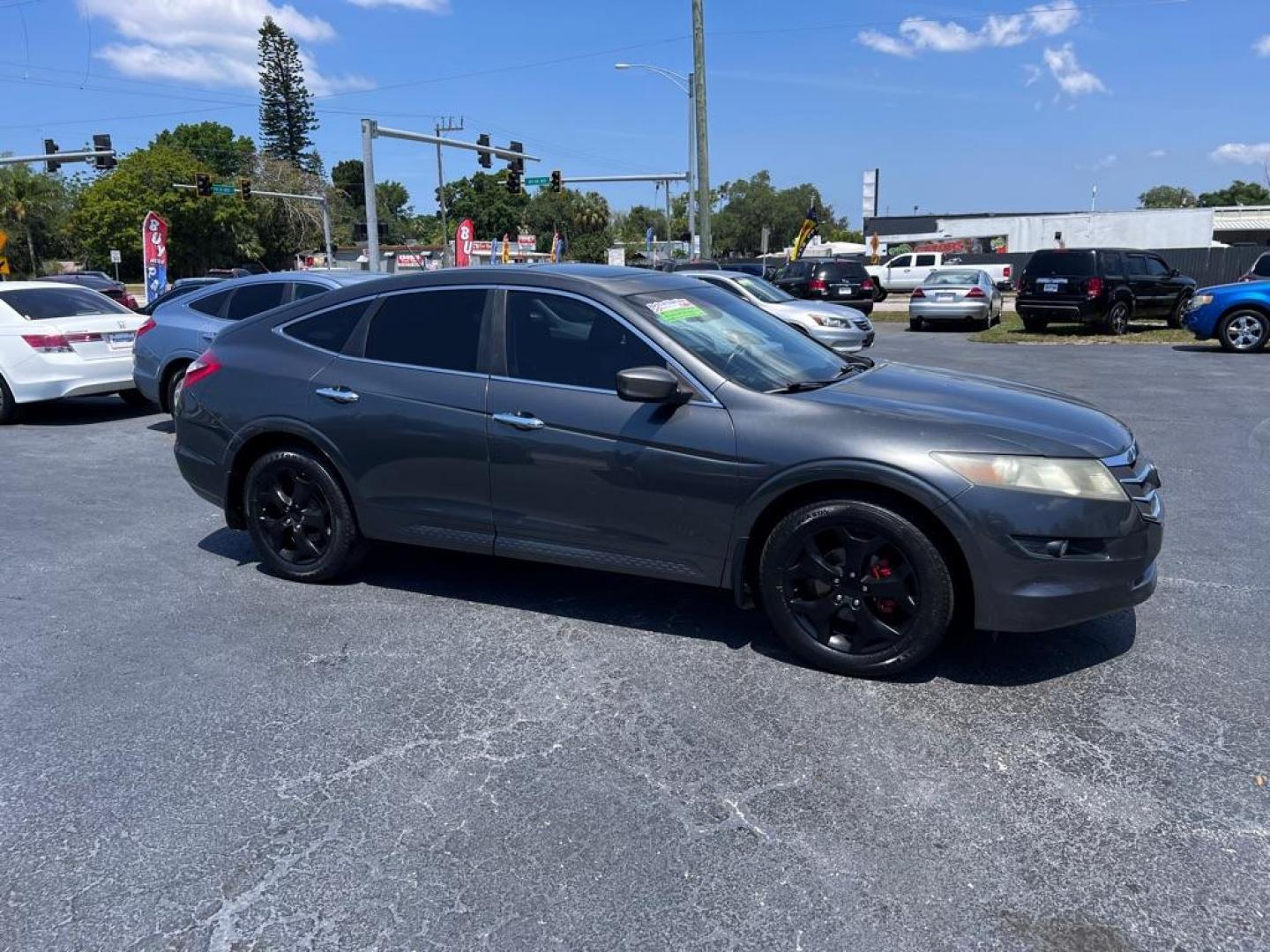 2010 GRAY HONDA ACCORD CROSSTOU EXL (5J6TF1H55AL) with an 3.5L engine, Automatic transmission, located at 2929 9th St. West, Bradenton, 34205, (941) 242-2810, 27.473591, -82.570679 - Thanks for inquring into DriveNation USA! All vehicles listed can be viewed at www.drivenationusa.com for vehicle history reports and additonal info. We cannot quote any terms such as down payments or monthly payments without an application. You can apply directly at www.drivenationusa.com or by con - Photo#2