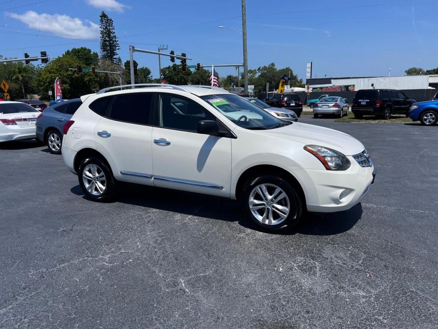 2015 WHITE NISSAN ROGUE SELECT S (JN8AS5MTXFW) with an 2.5L engine, Continuously Variable transmission, located at 2929 9th St. West, Bradenton, 34205, (941) 242-2810, 27.473591, -82.570679 - Photo#0