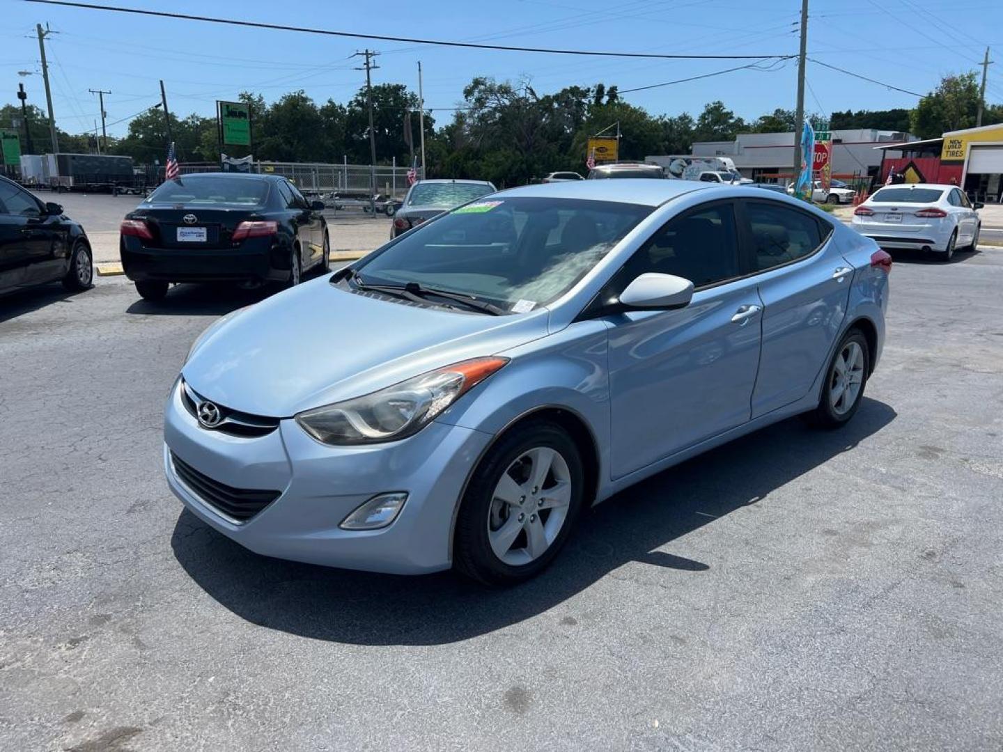 2013 BLUE HYUNDAI ELANTRA GLS (KMHDH4AE1DU) with an 1.8L engine, Automatic transmission, located at 2929 9th St. West, Bradenton, 34205, (941) 242-2810, 27.473591, -82.570679 - Thanks for inquring into DriveNation USA! All vehicles listed can be viewed at www.drivenationusa.com for vehicle history reports and additonal info. We cannot quote any terms such as down payments or monthly payments without an application. You can apply directly at www.drivenationusa.com or by con - Photo#4