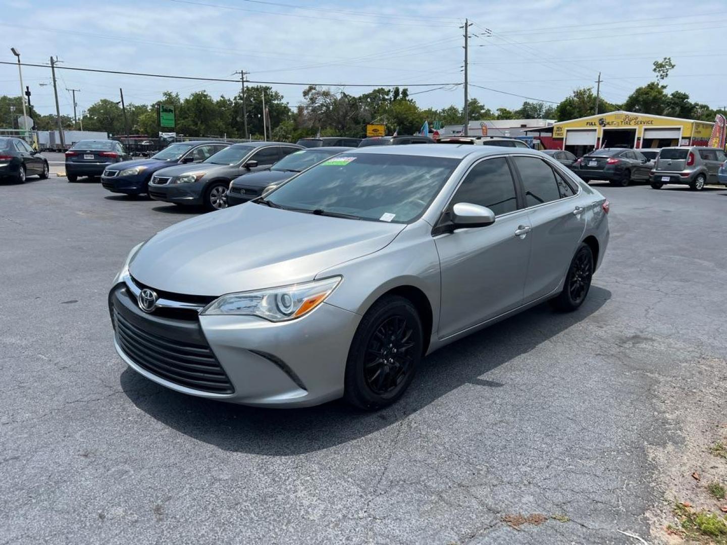 2015 SILVER TOYOTA CAMRY LE (4T1BF1FK5FU) with an 2.5L engine, Automatic transmission, located at 2929 9th St. West, Bradenton, 34205, (941) 242-2810, 27.473591, -82.570679 - Thanks for inquring into DriveNation USA! All vehicles listed can be viewed at www.drivenationusa.com for vehicle history reports and additonal info. We cannot quote any terms such as down payments or monthly payments without an application. You can apply directly at www.drivenationusa.com or by con - Photo#4