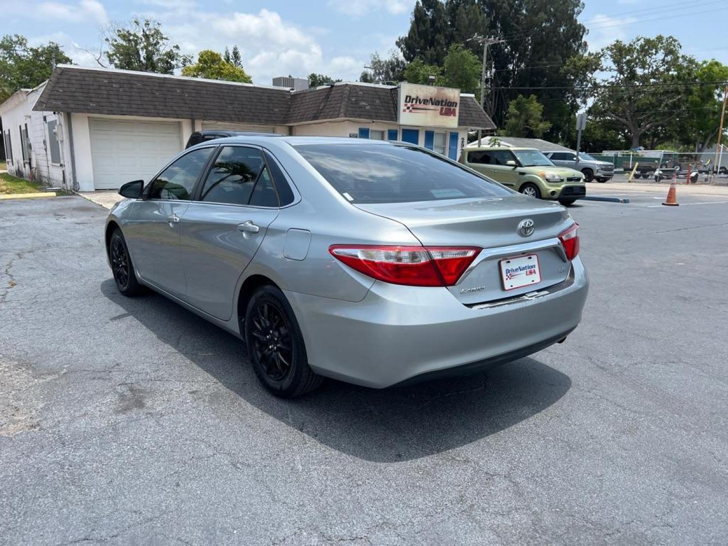 2015 SILVER TOYOTA CAMRY LE (4T1BF1FK5FU) with an 2.5L engine, Automatic transmission, located at 2929 9th St. West, Bradenton, 34205, (941) 242-2810, 27.473591, -82.570679 - Thanks for inquring into DriveNation USA! All vehicles listed can be viewed at www.drivenationusa.com for vehicle history reports and additonal info. We cannot quote any terms such as down payments or monthly payments without an application. You can apply directly at www.drivenationusa.com or by con - Photo#6