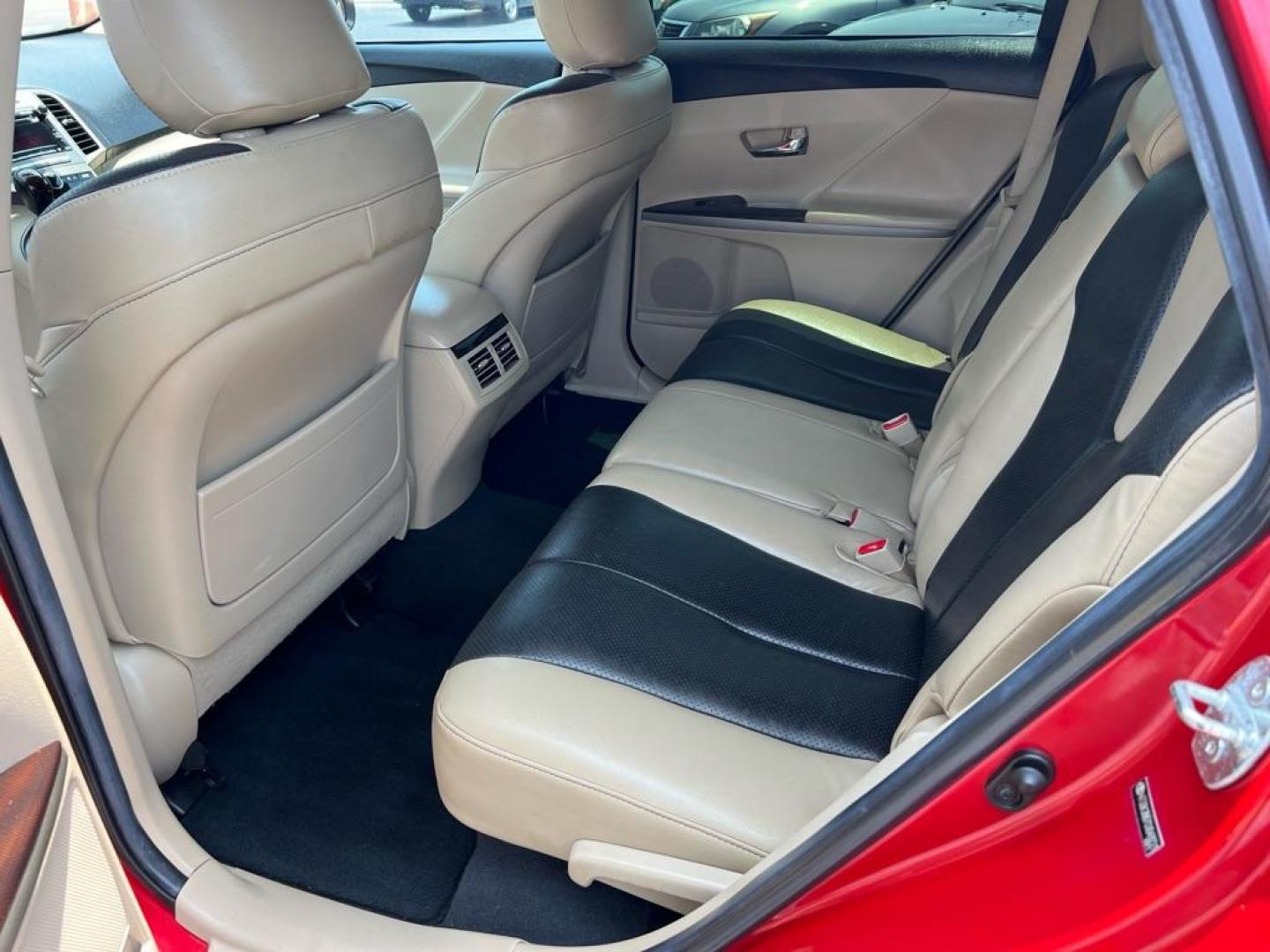 2012 RED TOYOTA VENZA LE (4T3ZK3BB7CU) with an 3.5L engine, Automatic transmission, located at 2929 9th St. West, Bradenton, 34205, (941) 242-2810, 27.473591, -82.570679 - Photo#13