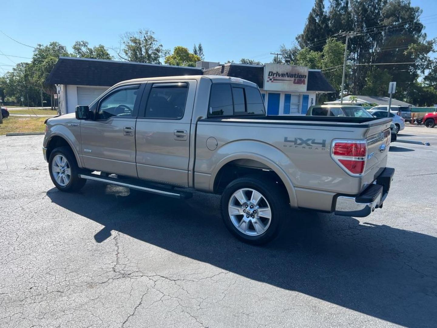 2013 TAN FORD F150 SUPERCREW (1FTFW1ET2DF) with an 3.5L engine, Automatic transmission, located at 2929 9th St. West, Bradenton, 34205, (941) 242-2810, 27.473591, -82.570679 - Thanks for inquring into DriveNation USA! All vehicles listed can be viewed at www.drivenationusa.com for vehicle history reports and additonal info. We cannot quote any terms such as down payments or monthly payments without an application. You can apply directly at www.drivenationusa.com or by con - Photo#4