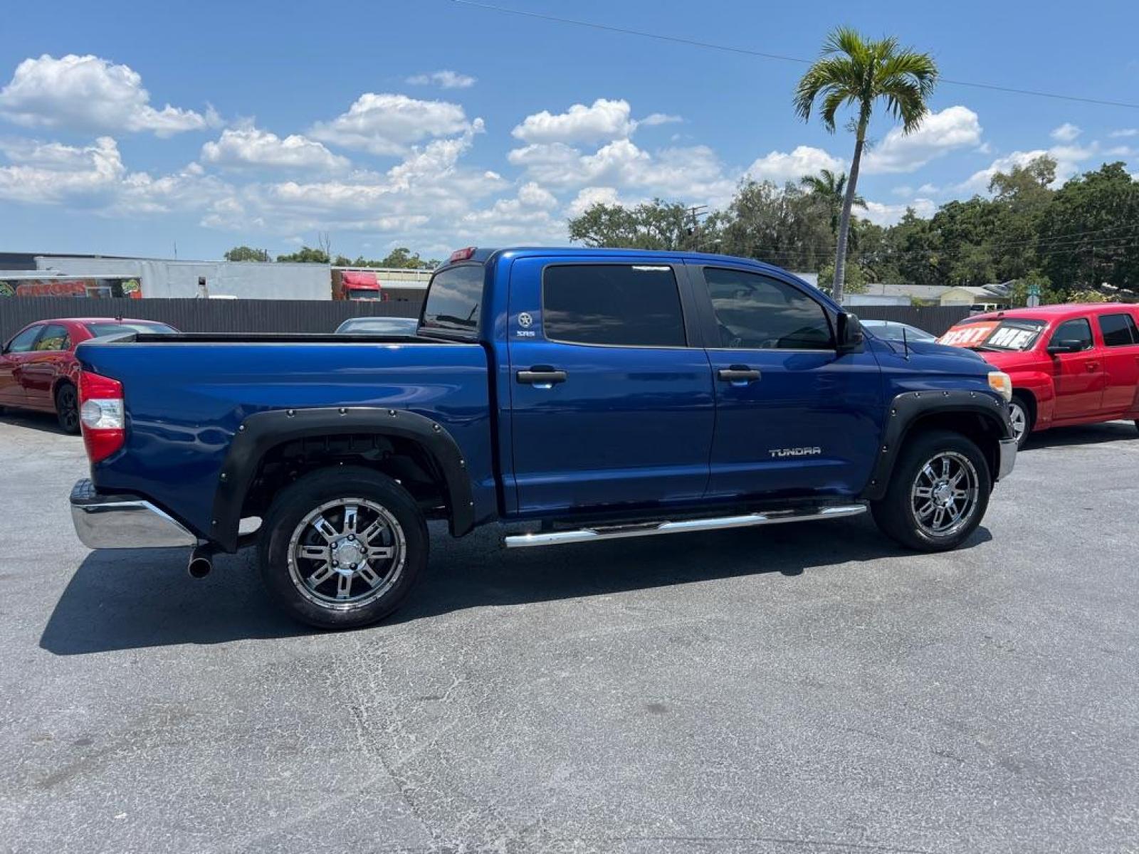 2014 BLUE TOYOTA TUNDRA CREWMAX SR5 (5TFEM5F17EX) with an 4.6L engine, Automatic transmission, located at 2929 9th St. West, Bradenton, 34205, (941) 242-2810, 27.473591, -82.570679 - Thanks for inquring into DriveNation USA! All vehicles listed can be viewed at www.drivenationusa.com for vehicle history reports and additonal info. We cannot quote any terms such as down payments or monthly payments without an application. You can apply directly at www.drivenationusa.com or by con - Photo #7