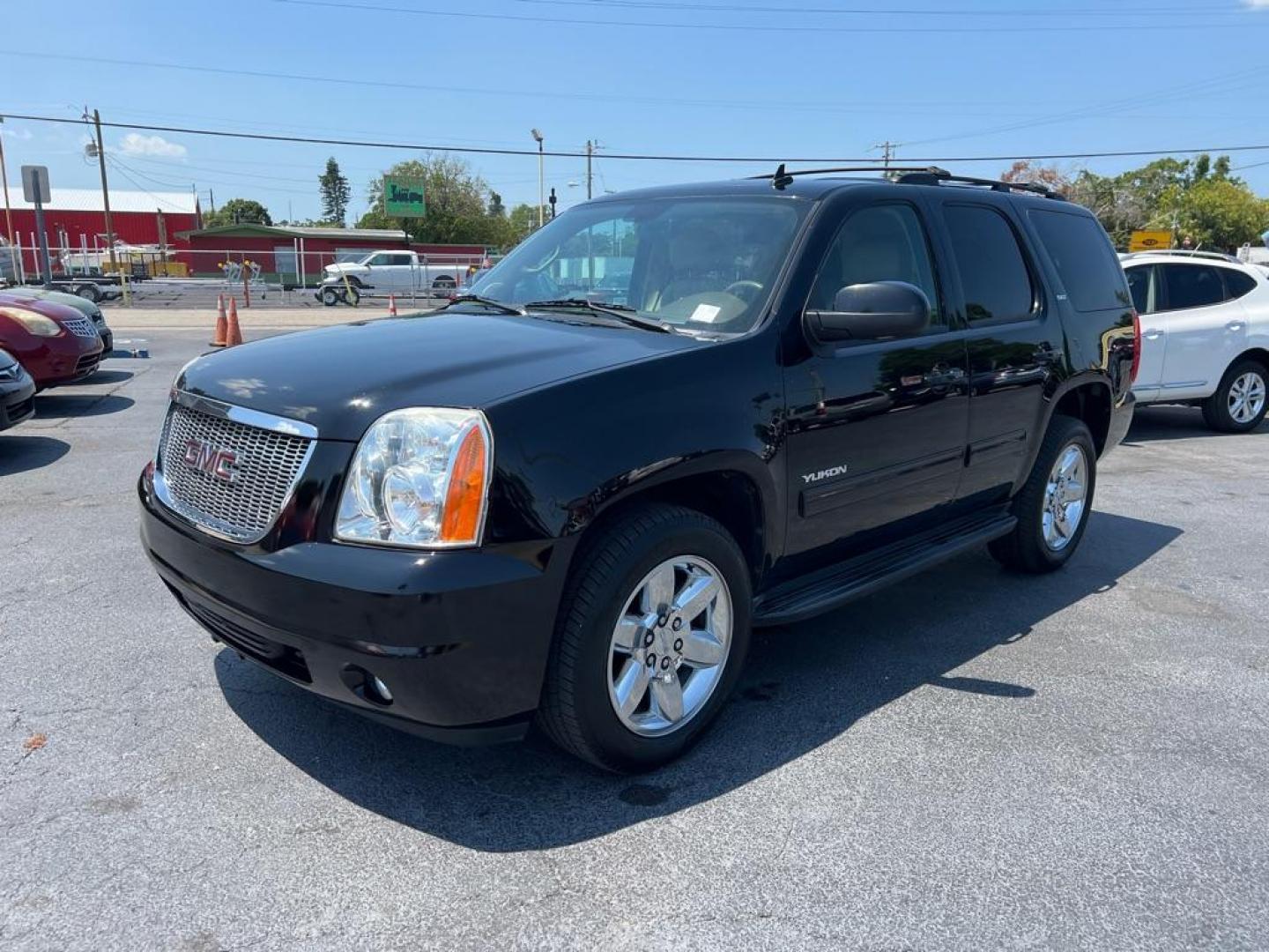 2013 BLACK GMC YUKON SLT (1GKS1CE04DR) with an 5.3L engine, Automatic transmission, located at 2929 9th St. West, Bradenton, 34205, (941) 242-2810, 27.473591, -82.570679 - Thanks for inquring into DriveNation USA! All vehicles listed can be viewed at www.drivenationusa.com for vehicle history reports and additonal info. We cannot quote any terms such as down payments or monthly payments without an application. You can apply directly at www.drivenationusa.com or by con - Photo#4