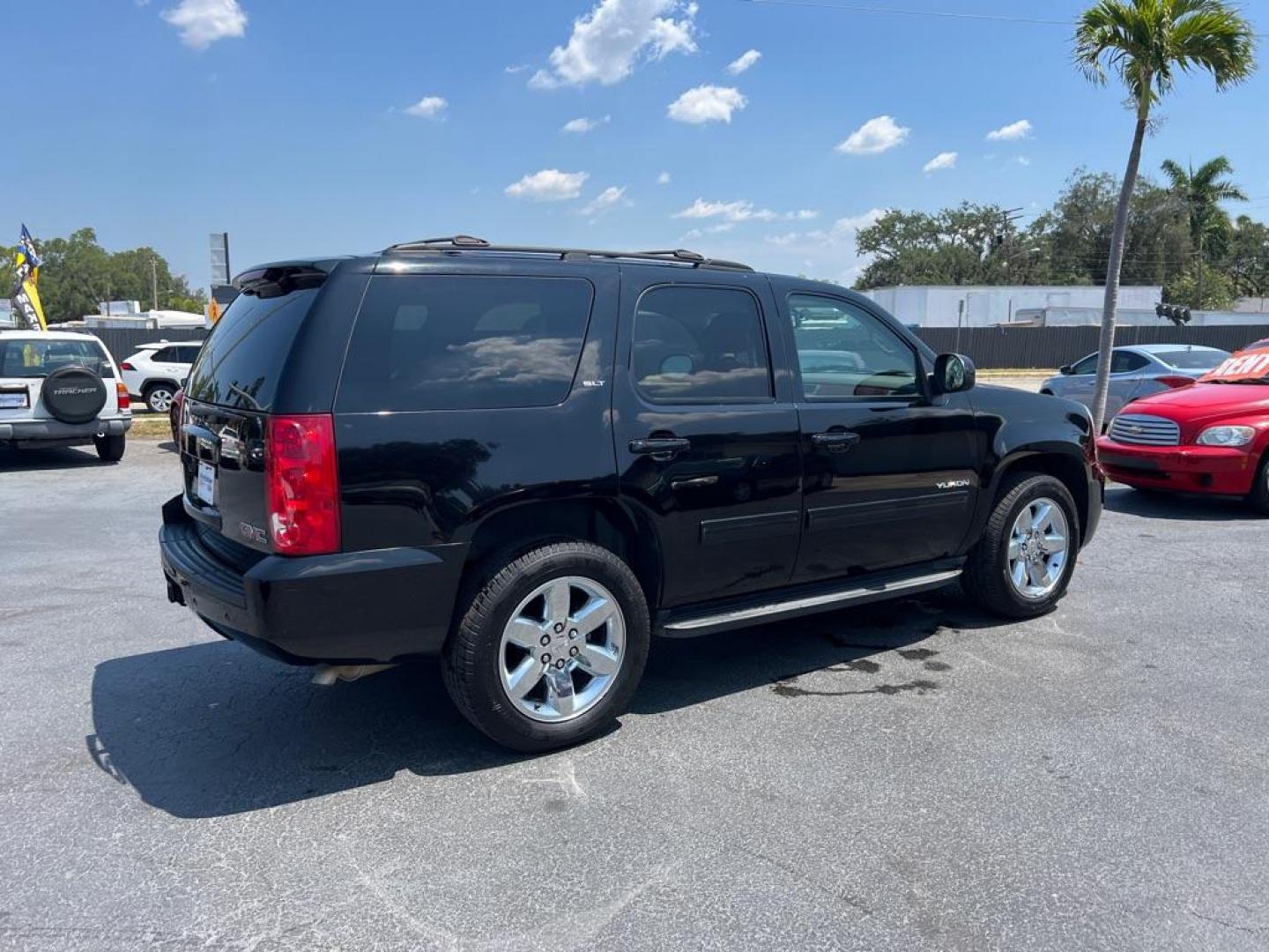 2013 BLACK GMC YUKON SLT (1GKS1CE04DR) with an 5.3L engine, Automatic transmission, located at 2929 9th St. West, Bradenton, 34205, (941) 242-2810, 27.473591, -82.570679 - Thanks for inquring into DriveNation USA! All vehicles listed can be viewed at www.drivenationusa.com for vehicle history reports and additonal info. We cannot quote any terms such as down payments or monthly payments without an application. You can apply directly at www.drivenationusa.com or by con - Photo#8