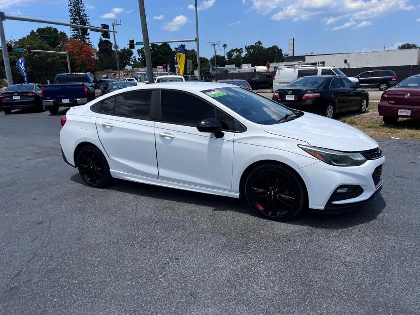 2018 WHITE CHEVROLET CRUZE LT (1G1BE5SM1J7) with an 1.4L engine, Automatic transmission, located at 2929 9th St. West, Bradenton, 34205, (941) 242-2810, 27.473591, -82.570679 - Thanks for inquring into DriveNation USA! All vehicles listed can be viewed at www.drivenationusa.com for vehicle history reports and additonal info. We cannot quote any terms such as down payments or monthly payments without an application. You can apply directly at www.drivenationusa.com or by con - Photo#16