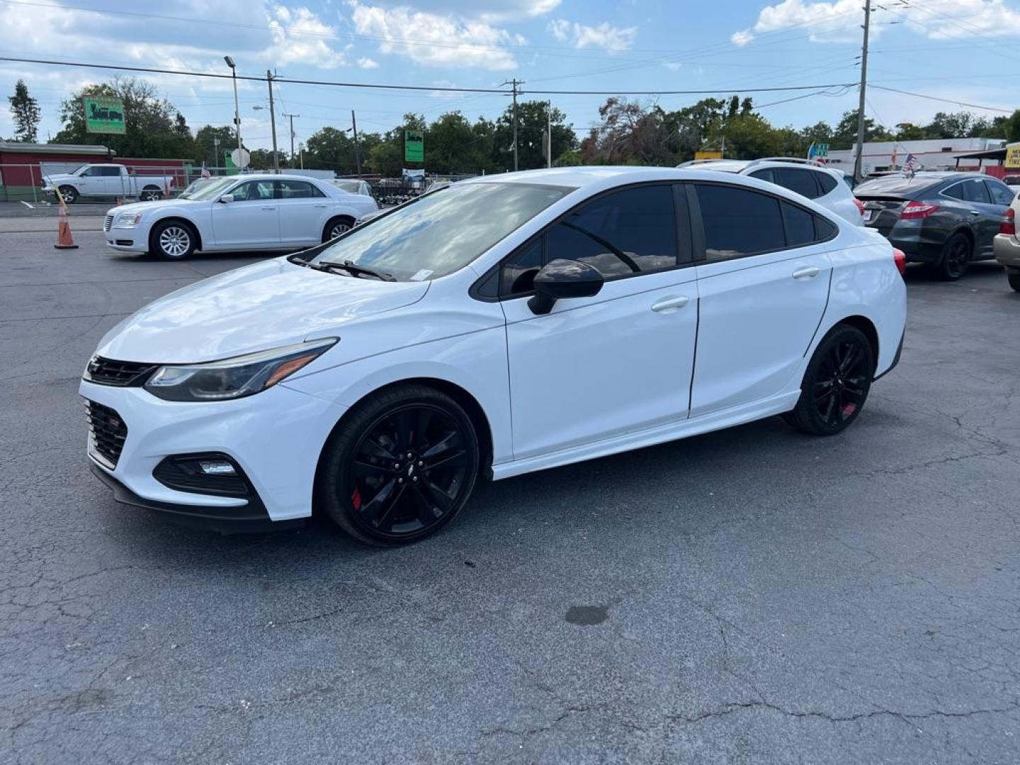 2018 WHITE CHEVROLET CRUZE LT (1G1BE5SM1J7) with an 1.4L engine, Automatic transmission, located at 2929 9th St. West, Bradenton, 34205, (941) 242-2810, 27.473591, -82.570679 - Thanks for inquring into DriveNation USA! All vehicles listed can be viewed at www.drivenationusa.com for vehicle history reports and additonal info. We cannot quote any terms such as down payments or monthly payments without an application. You can apply directly at www.drivenationusa.com or by con - Photo#3