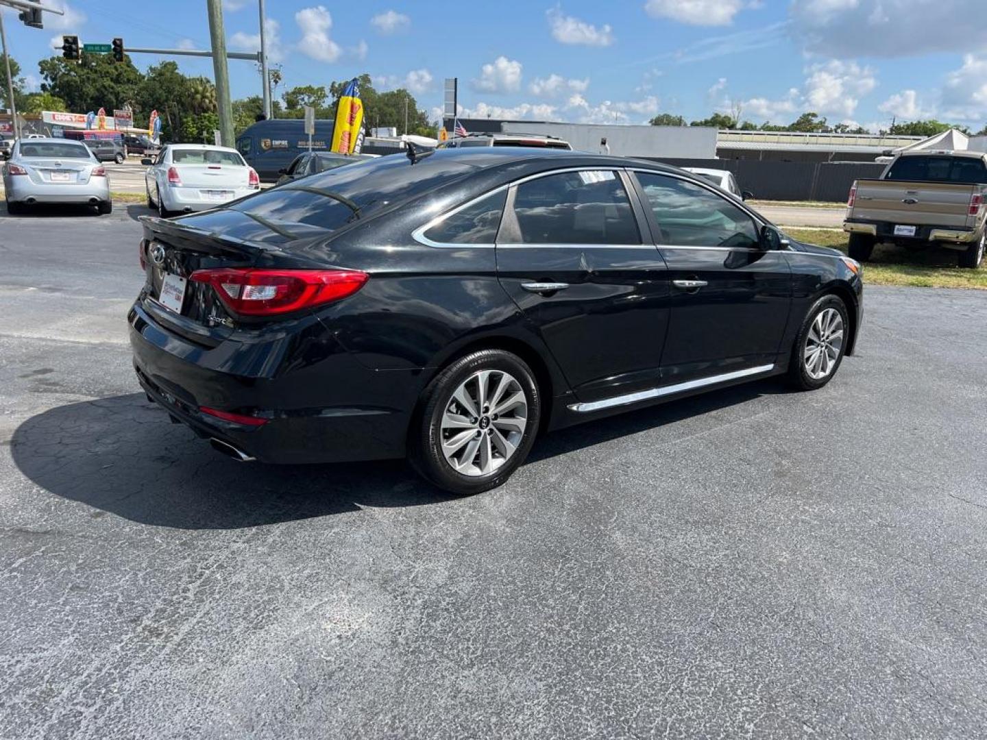 2017 BLACK HYUNDAI SONATA SPORT (5NPE34AF6HH) with an 2.4L engine, Automatic transmission, located at 2929 9th St. West, Bradenton, 34205, (941) 242-2810, 27.473591, -82.570679 - Thanks for inquring into DriveNation USA! All vehicles listed can be viewed at www.drivenationusa.com for vehicle history reports and additonal info. We cannot quote any terms such as down payments or monthly payments without an application. You can apply directly at www.drivenationusa.com or by con - Photo#8