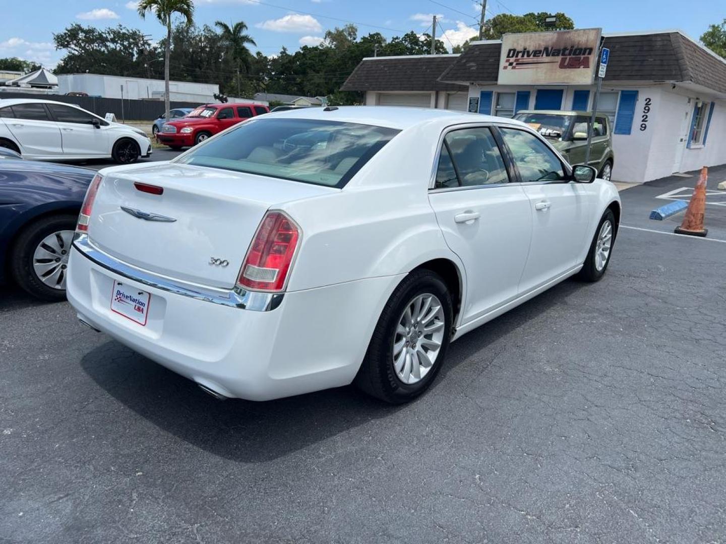 2012 WHITE CHRYSLER 300 S (2C3CCAAG4CH) with an 3.6L engine, Automatic transmission, located at 2929 9th St. West, Bradenton, 34205, (941) 242-2810, 27.473591, -82.570679 - Thanks for inquring into DriveNation USA! All vehicles listed can be viewed at www.drivenationusa.com for vehicle history reports and additonal info. We cannot quote any terms such as down payments or monthly payments without an application. You can apply directly at www.drivenationusa.com or by con - Photo#4