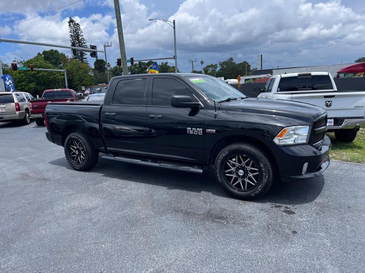 2018 BLACK RAM 1500 EXPRESS (1C6RR6KT0JS) with an 5.7L engine, Automatic transmission, located at 2929 9th St. West, Bradenton, 34205, (941) 242-2810, 27.473591, -82.570679 - Thanks for inquring into DriveNation USA! All vehicles listed can be viewed at www.drivenationusa.com for vehicle history reports and additonal info. We cannot quote any terms such as down payments or monthly payments without an application. You can apply directly at www.drivenationusa.com or by con - Photo#2