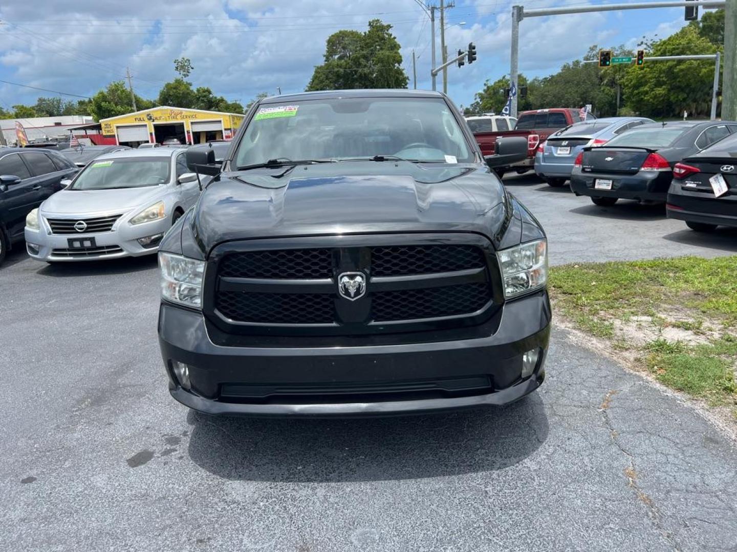 2018 BLACK RAM 1500 EXPRESS (1C6RR6KT0JS) with an 5.7L engine, Automatic transmission, located at 2929 9th St. West, Bradenton, 34205, (941) 242-2810, 27.473591, -82.570679 - Thanks for inquring into DriveNation USA! All vehicles listed can be viewed at www.drivenationusa.com for vehicle history reports and additonal info. We cannot quote any terms such as down payments or monthly payments without an application. You can apply directly at www.drivenationusa.com or by con - Photo#3