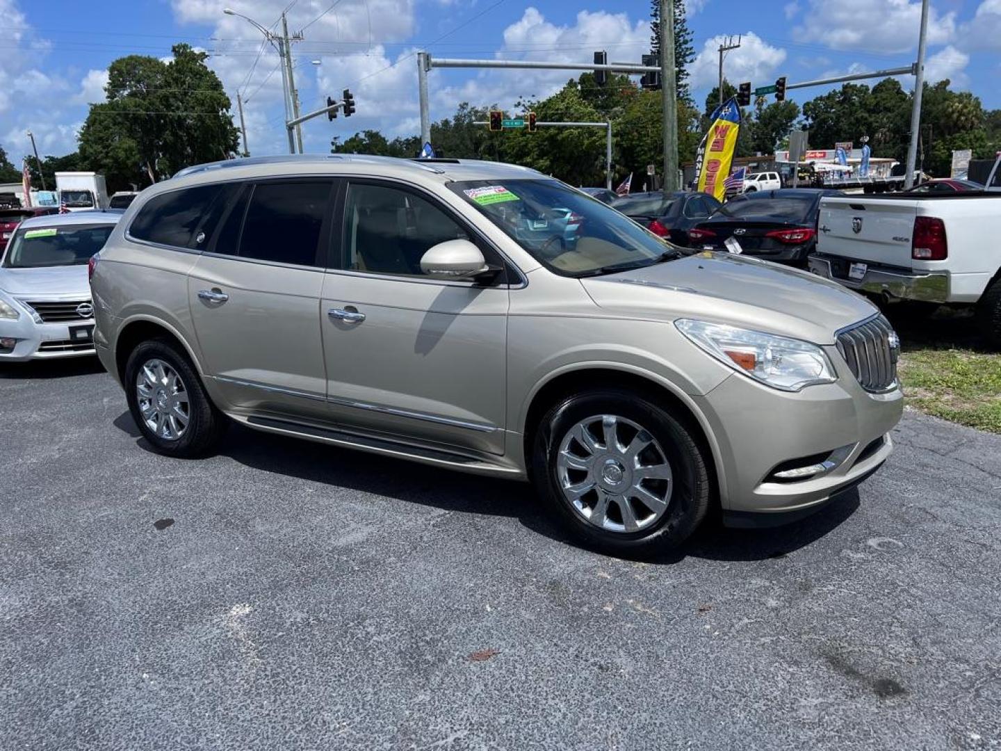 2017 SILVER BUICK ENCLAVE (5GAKRCKD2HJ) with an 3.6L engine, Automatic transmission, located at 2929 9th St. West, Bradenton, 34205, (941) 242-2810, 27.473591, -82.570679 - Photo#0