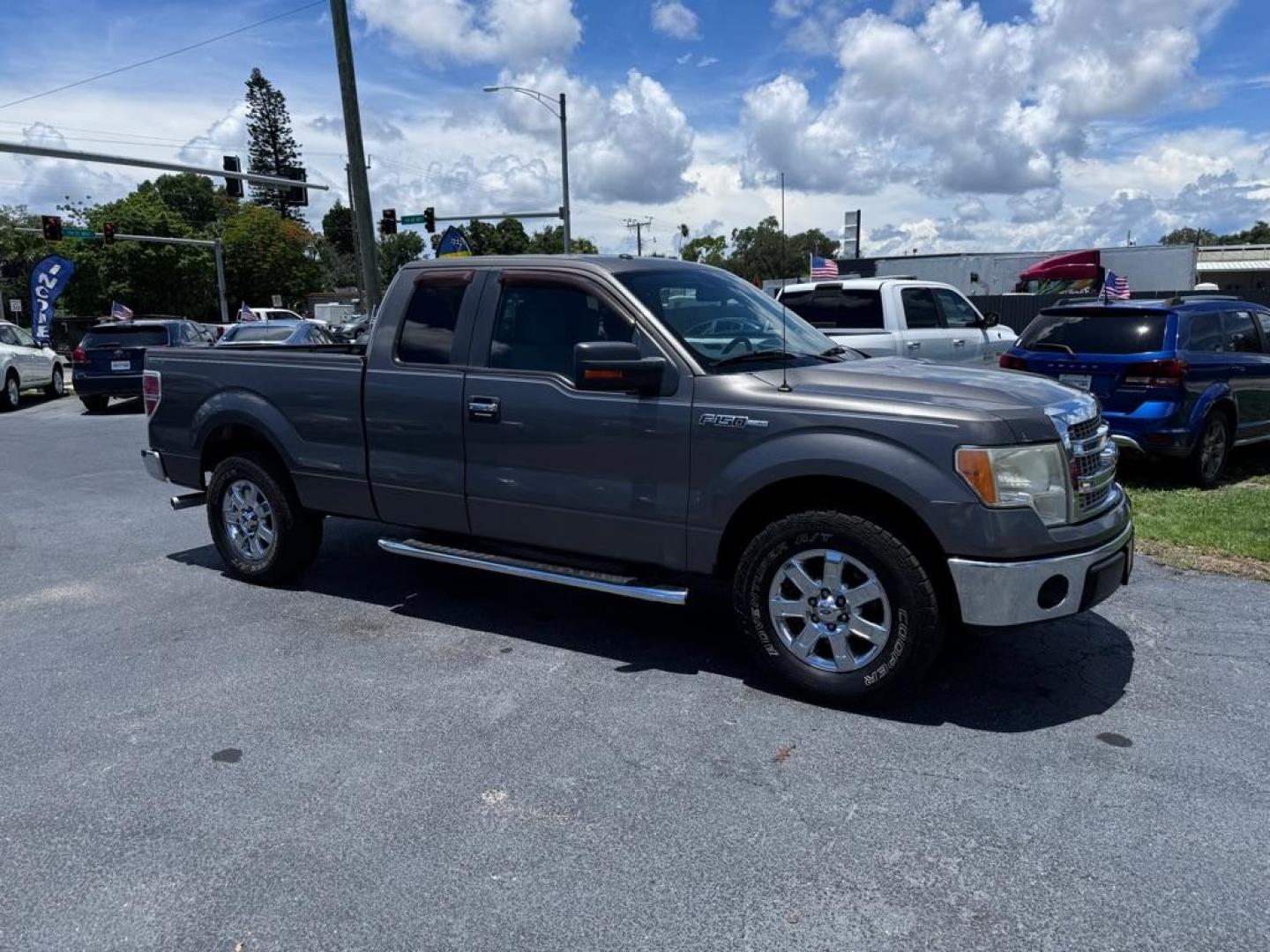 2014 GRAY FORD F150 SUPER CAB (1FTFX1CF8EK) with an 5.0L engine, Automatic transmission, located at 2929 9th St. West, Bradenton, 34205, (941) 242-2810, 27.473591, -82.570679 - Photo#1