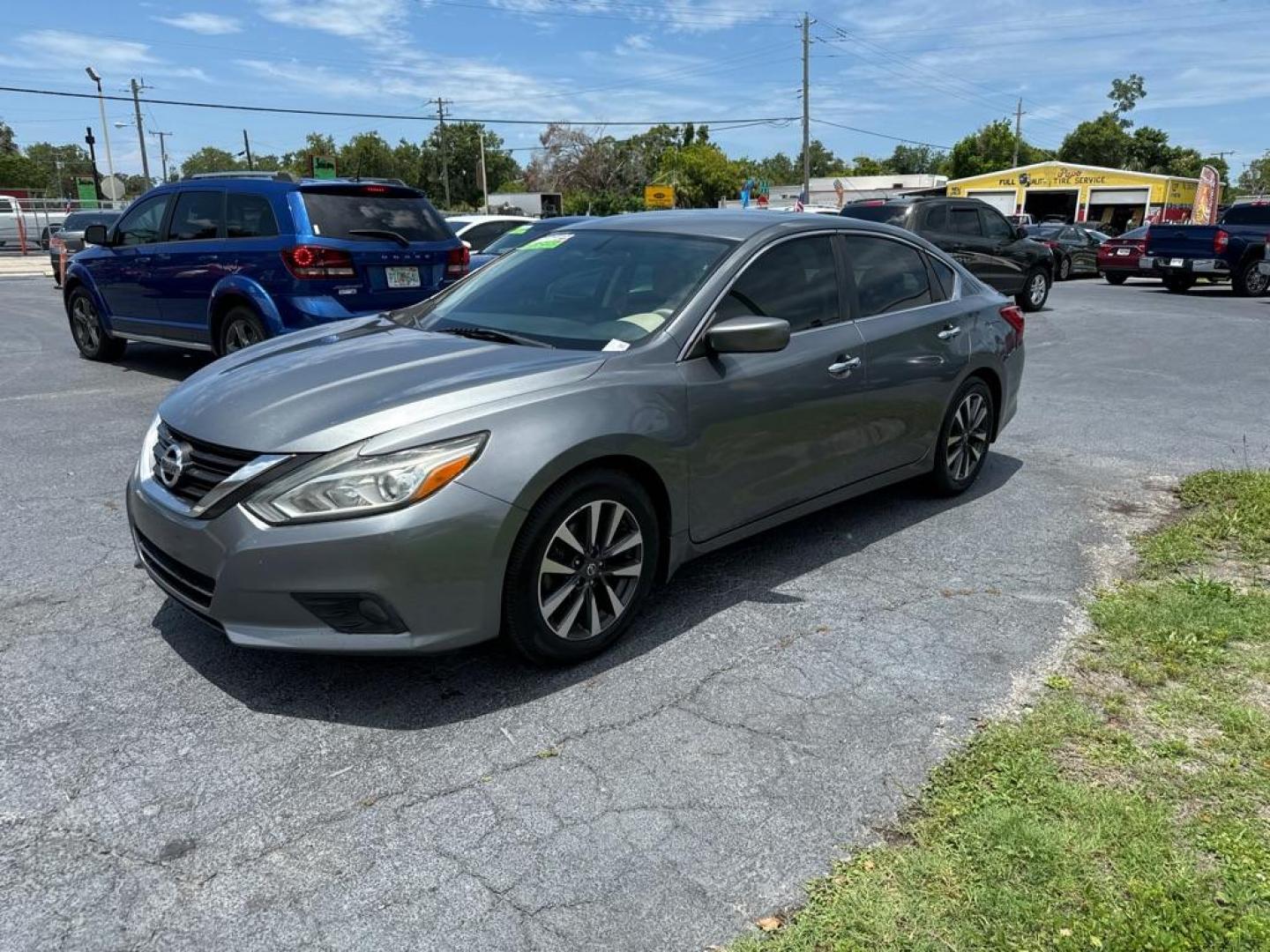 2016 GRAY NISSAN ALTIMA 2.5 (1N4AL3AP2GC) with an 2.5L engine, Continuously Variable transmission, located at 2929 9th St. West, Bradenton, 34205, (941) 242-2810, 27.473591, -82.570679 - Thanks for inquring into DriveNation USA! All vehicles listed can be viewed at www.drivenationusa.com for vehicle history reports and additonal info. We cannot quote any terms such as down payments or monthly payments without an application. You can apply directly at www.drivenationusa.com or by con - Photo#3